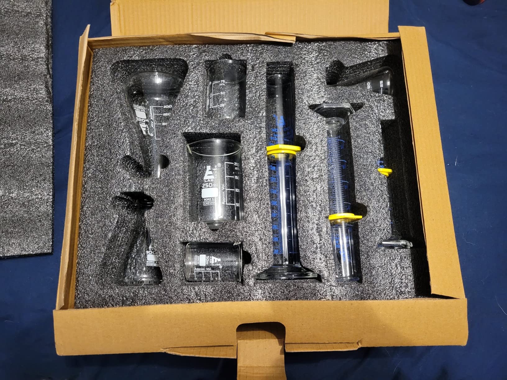 EISCO Laboratory Glassware Set, 9pcs - Includes Beaker Set (3pcs), Erlenmeyer Flask Set (3pcs), ASTM Class A Graduated Cylinder Set (3pc) - Chemistry Glassware - Made of Borosilicate 3.3 Glass customer photo 2