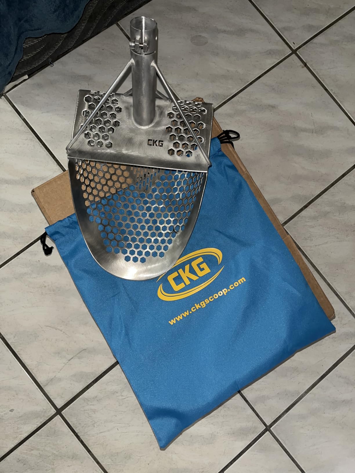 CKG Sand Scoop for Metal Detecting Heavy Duty Sand Sifter Scoop Stainless Steel 304, Metal Detector Scoop Shovel for Treasure Hunting Beach & Metal Detector Accessories, 9x6 customer photo 2