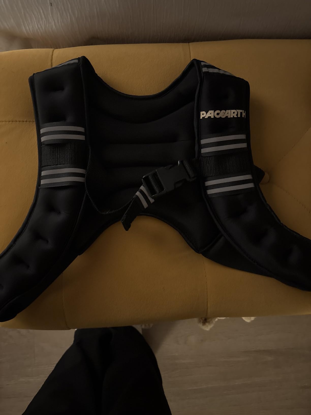 PACEARTH Weighted Vest, 6lb/8lb/10lb/12lb/16lb/20lb/25lb/30lb Weight Vest with Reflective Stripe, Body Weight Vests for Women, Men, Weight Loss Workout, Strength Training, Running, Walking, Jogging customer photo 2