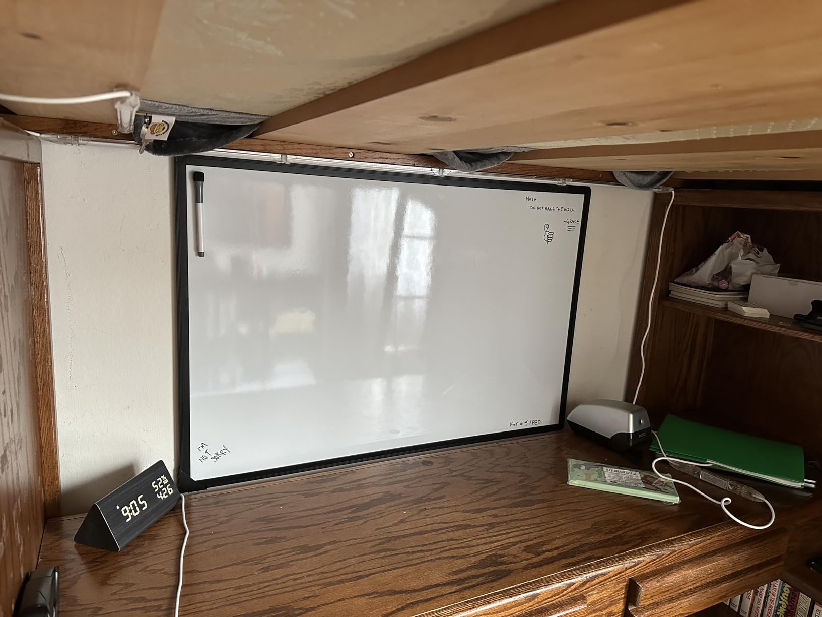 VIZ-PRO Magnetic Dry Erase White Board, 36 X 24 Inches, Black Aluminium Frame customer photo 2