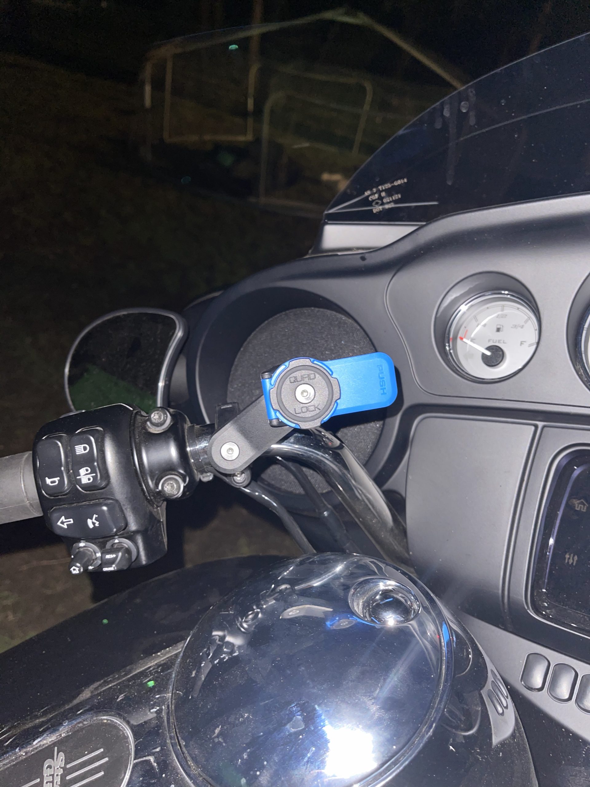 Quad Lock Motorcycle Handlebar Phone Mount for iPhone, Galaxy Pixel and Universal Adapters customer photo 2