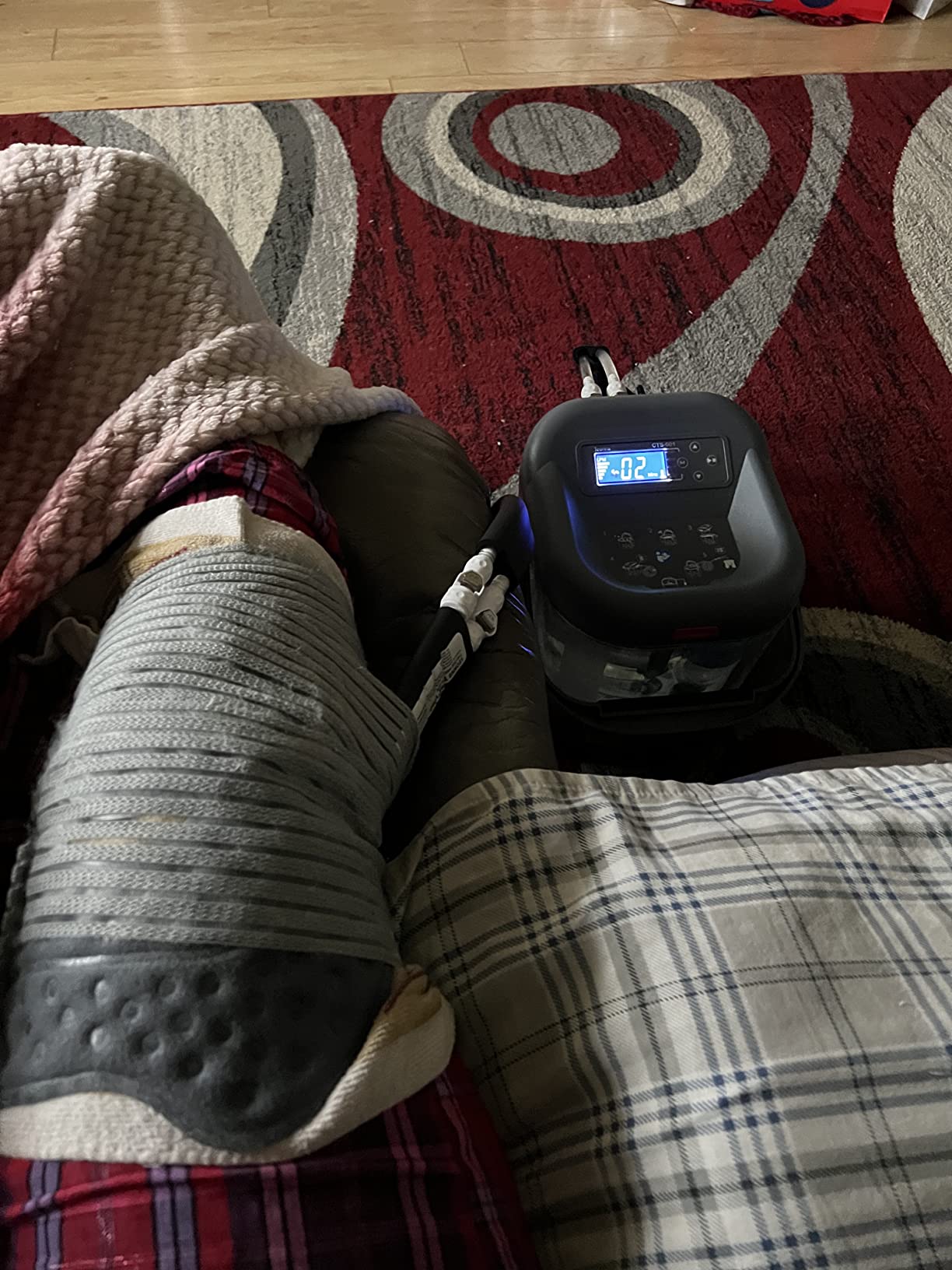 LEONNS® Cold Therapy Machine for Knee, Shoulder, Back & Hip After Surgery - Cryotherapy Machine with Universal Pad for Use in Multiple Places (Ice Machine + Universal Pad) customer photo 2