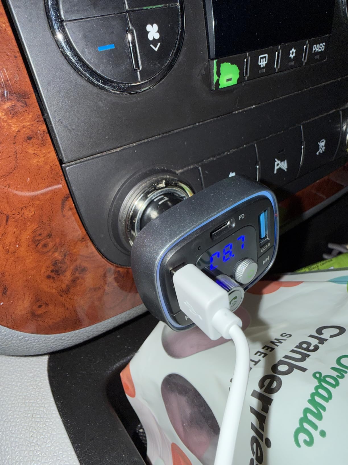 LIHAN USB C Bluetooth 5.4 Car Adapter, Wireless Upgrade Audio System for Non-Bluetooth Vehicles, FM Radio Transmitter, 48W Fast Charging, Stable Hands-Free Calling, MP3 Music Player, Support USB/TF customer photo 1