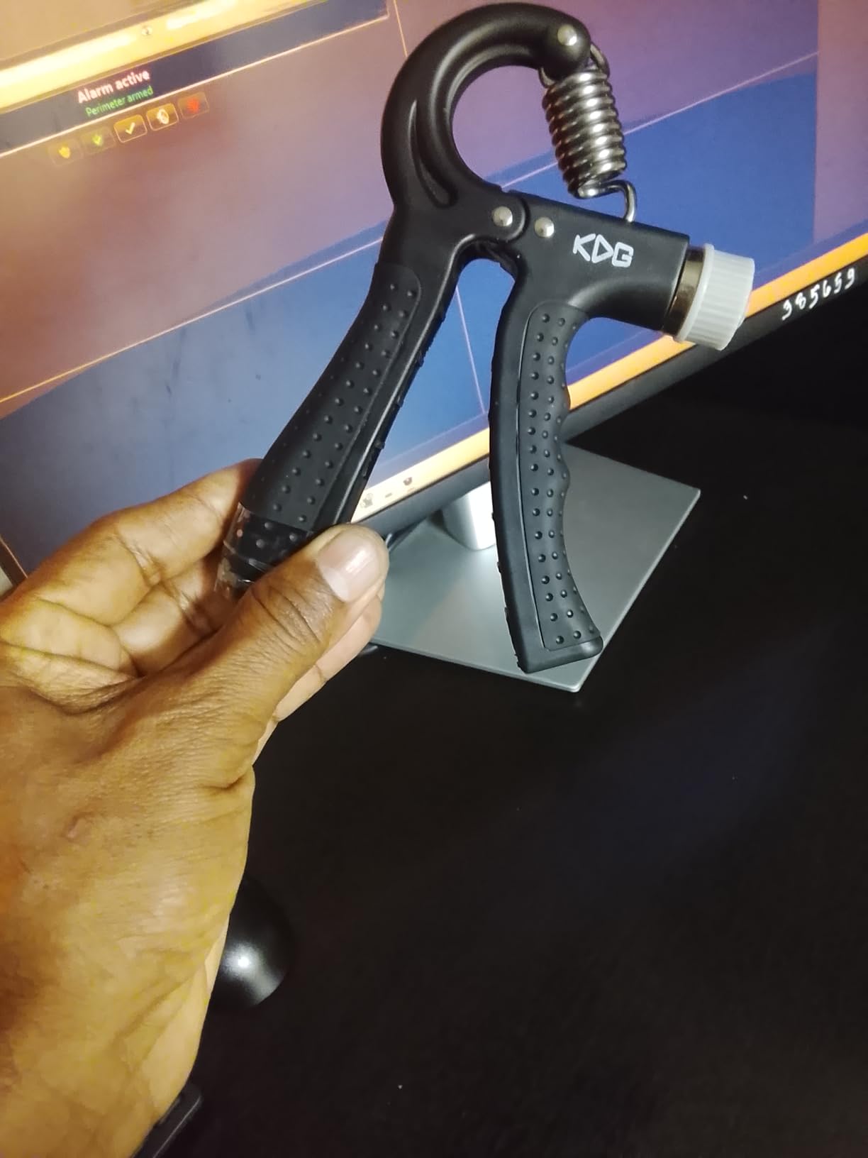 KDG Hand Grip Strengthener 2 Pack Adjustable Resistance 10-130 lbs Forearm Exerciser,Grip Strength Trainer for Muscle Building and Injury Recovery for Athletes customer photo 1