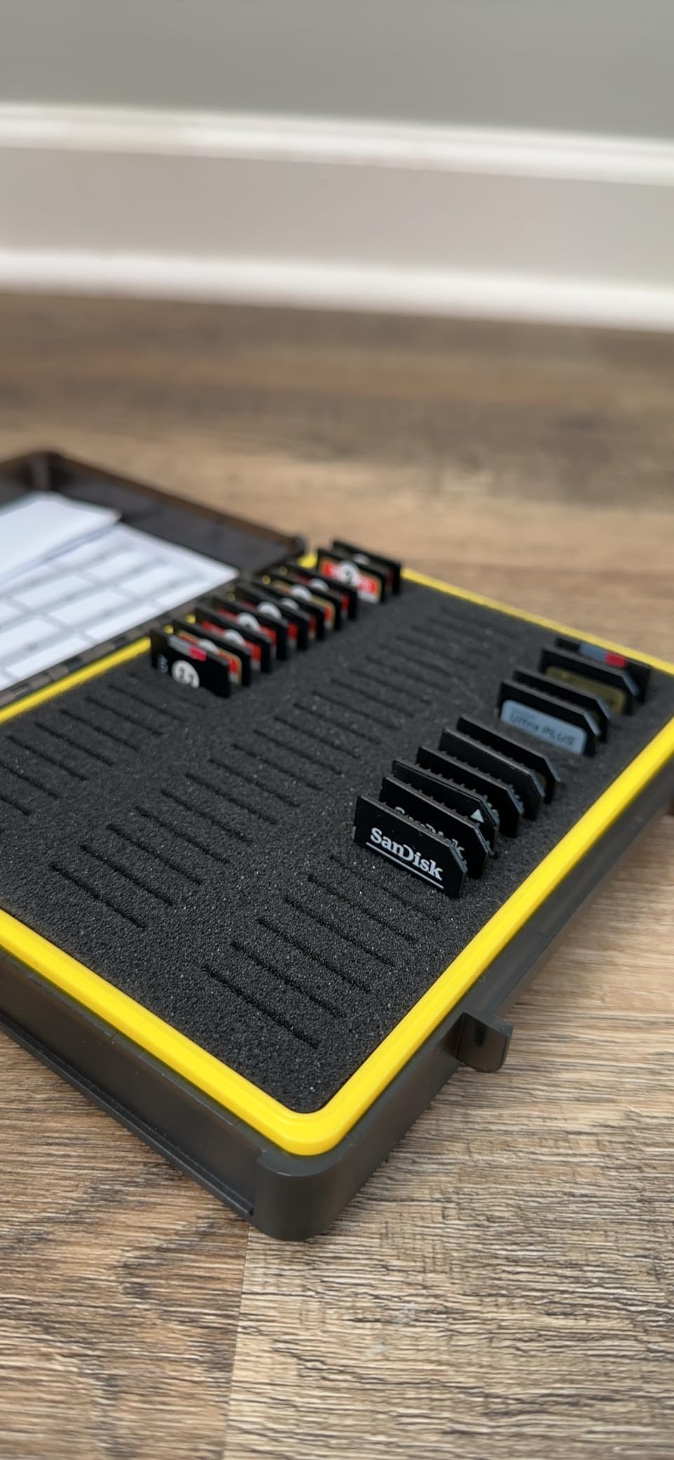 Kiwifotos 60 Slots SD Memory Card Case Holder for 60 SD/SDHC/SDXC Card/CFexpress Type A Card, Water-Resistant & Anti-Shock SD Card Organizer with Stackable Design customer photo 1