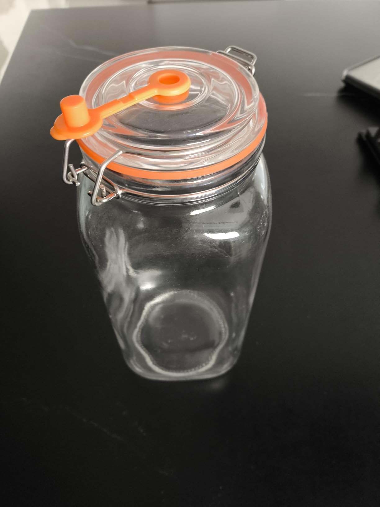 JILLMO Fermentation Jar, 1.5 Liter Glass Fermenting Jar with Fermenting Weights and Airlocks, Pack of 2 customer photo 2