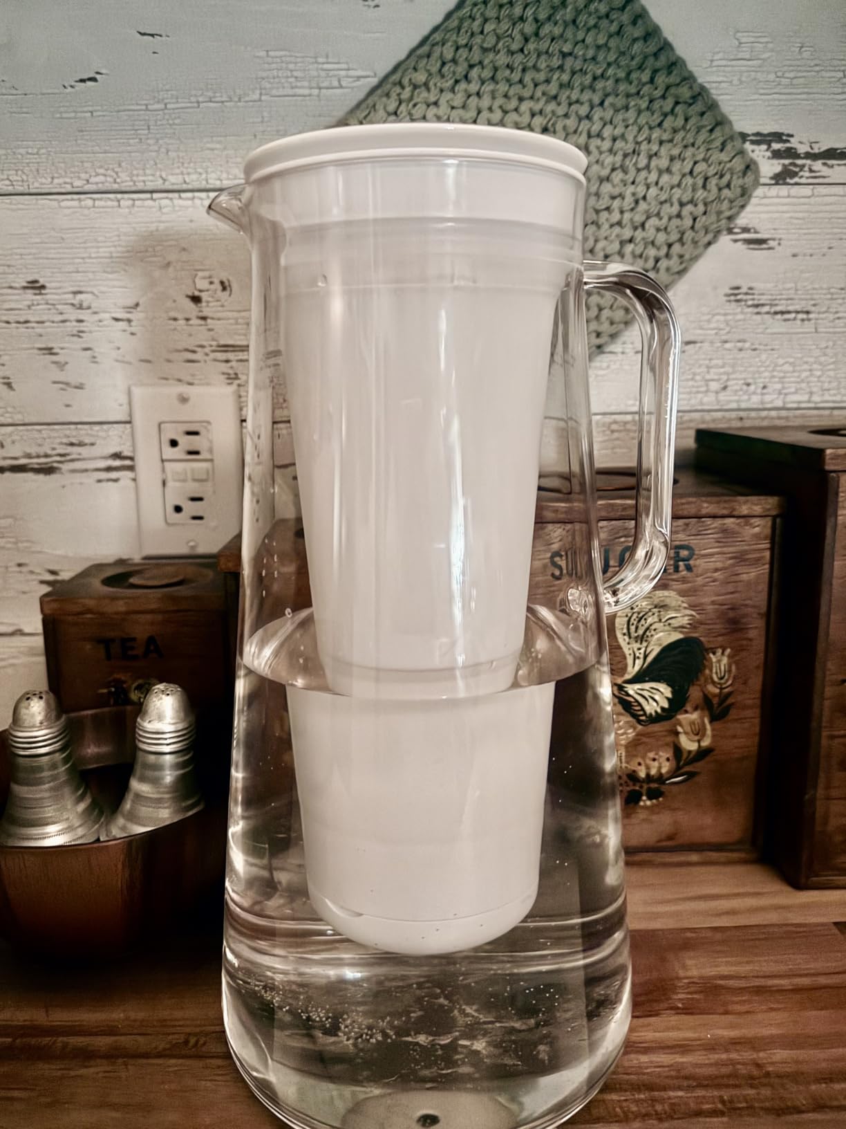 LifeStraw Home Water Filter Pitcher, 10-Cup, White, BPA Free Designed for Everyday Protection Against Bacteria, parasites, microplastics, Lead, Mercury, PFAS and a Variety of Chemicals customer photo 2