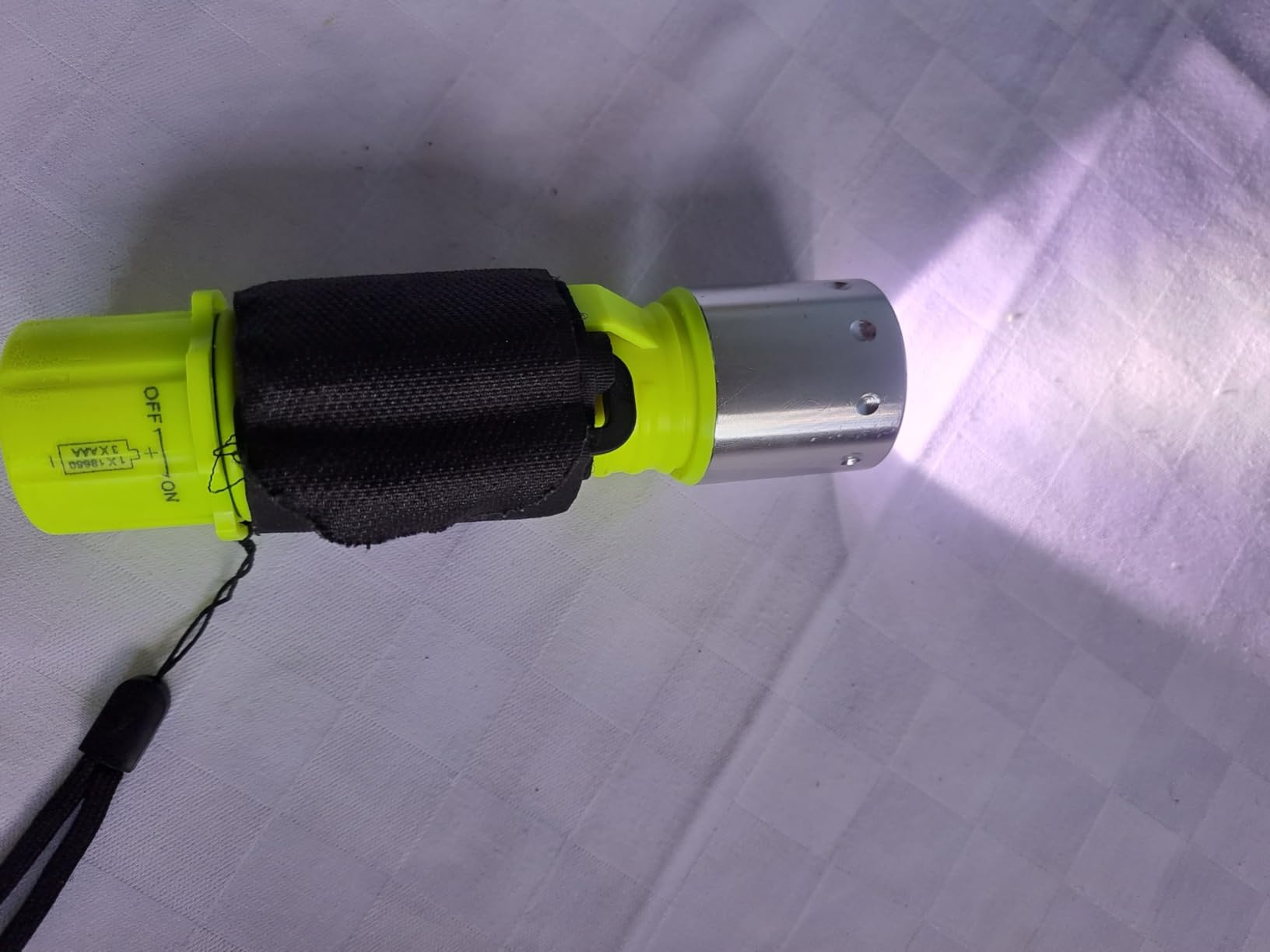 Diving Flashlight with Rechargeable Power Scuba Dive Light IPX8 Waterproof Underwater Flashlight Snorkeling Diving LED High Lumens Torch, 3 Modes with Charger for Underwater Sports(2Pack) customer photo 2