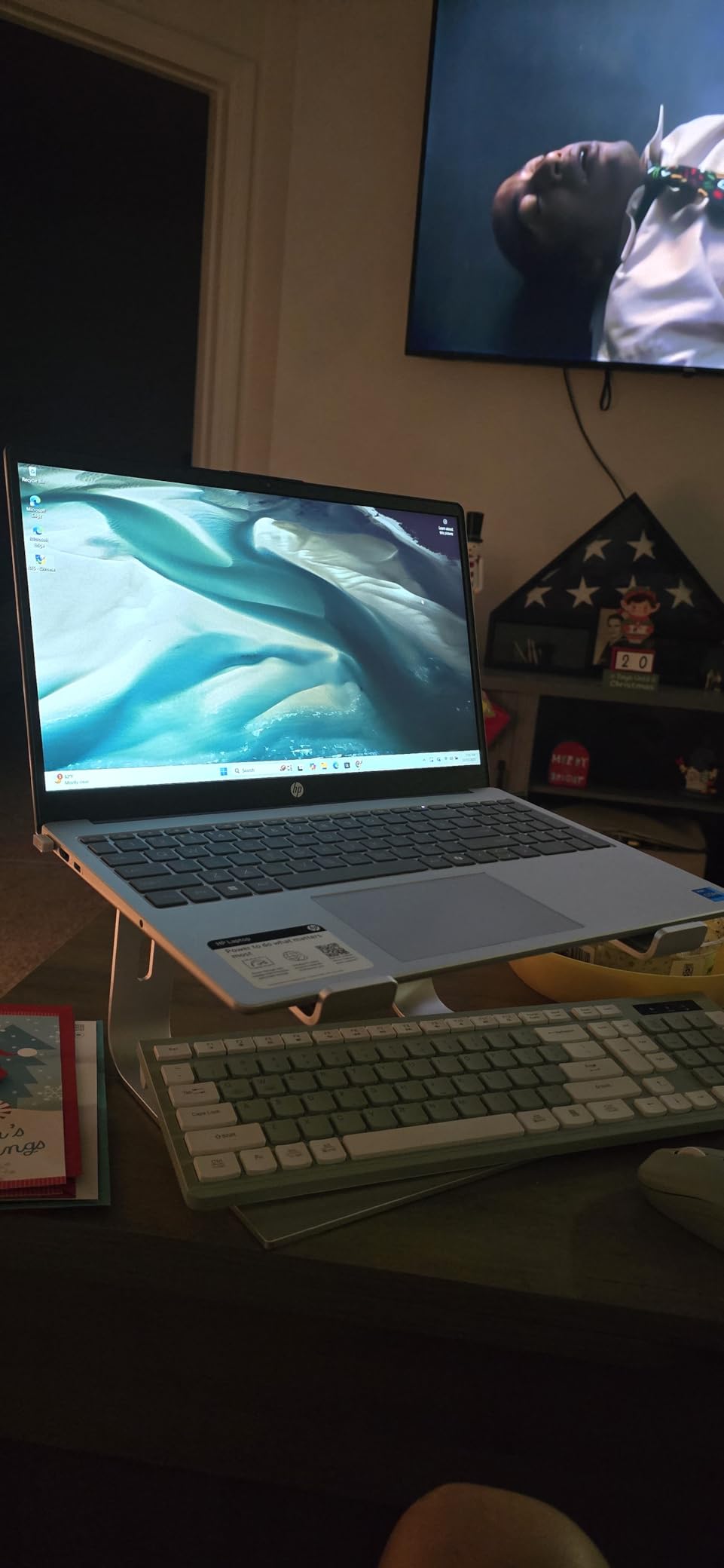 OMOTON Laptop Stand for Desk, Detachable Laptop Riser, Aluminum Laptop Holder, Compatible with MacBook Air/Pro, Dell, HP, and All Laptops (11-16 inch), Silver customer photo 1