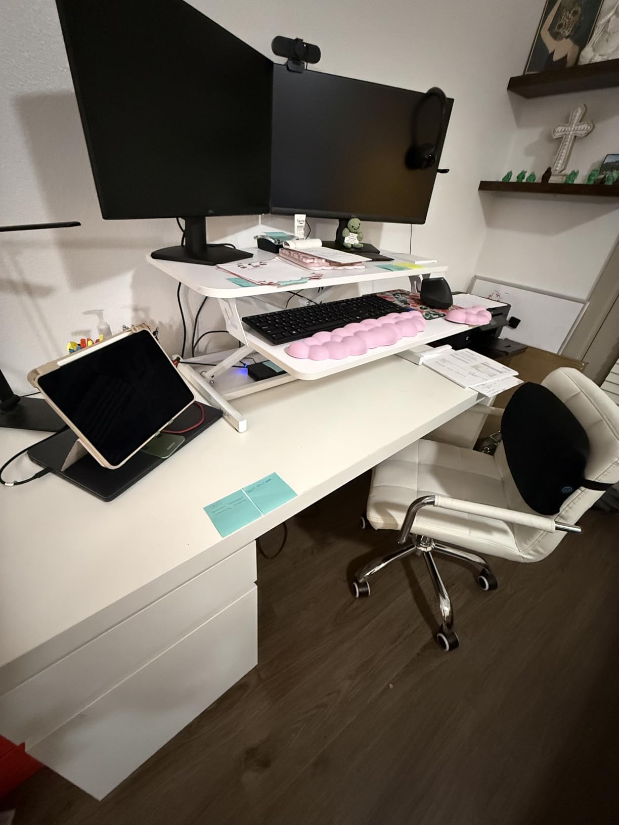 VIVO Height Adjustable 32 inch Stand Up Desk Converter, Quick Sit to Stand Tabletop Dual Monitor Riser Workstation, Black, DESK-V000S customer photo 2