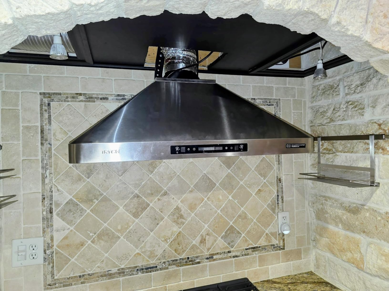 IKTCH 30 inch Wall Mount Range Hood, 900 CFM Ducted Range Hood with 4 Speed Fan, Durable Stainless Steel with Gesture Sensing & Touch Control IKP01-30 customer photo 1