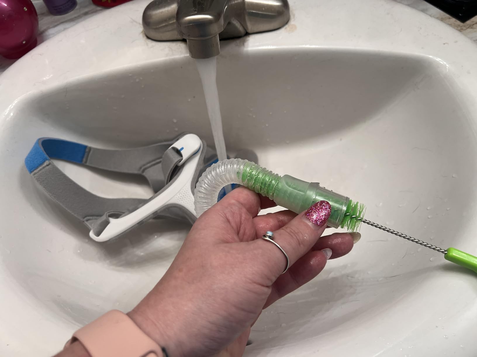 Aveen CPAP Tube and Mask Cleaning Brush, Suitable for All CPAP Hoses and Masks, CPAP Hose Cleaning Brush Kit, Enhance Your CPAP Machine and CPAP mask, CPAP mask Cleaner. customer photo 2