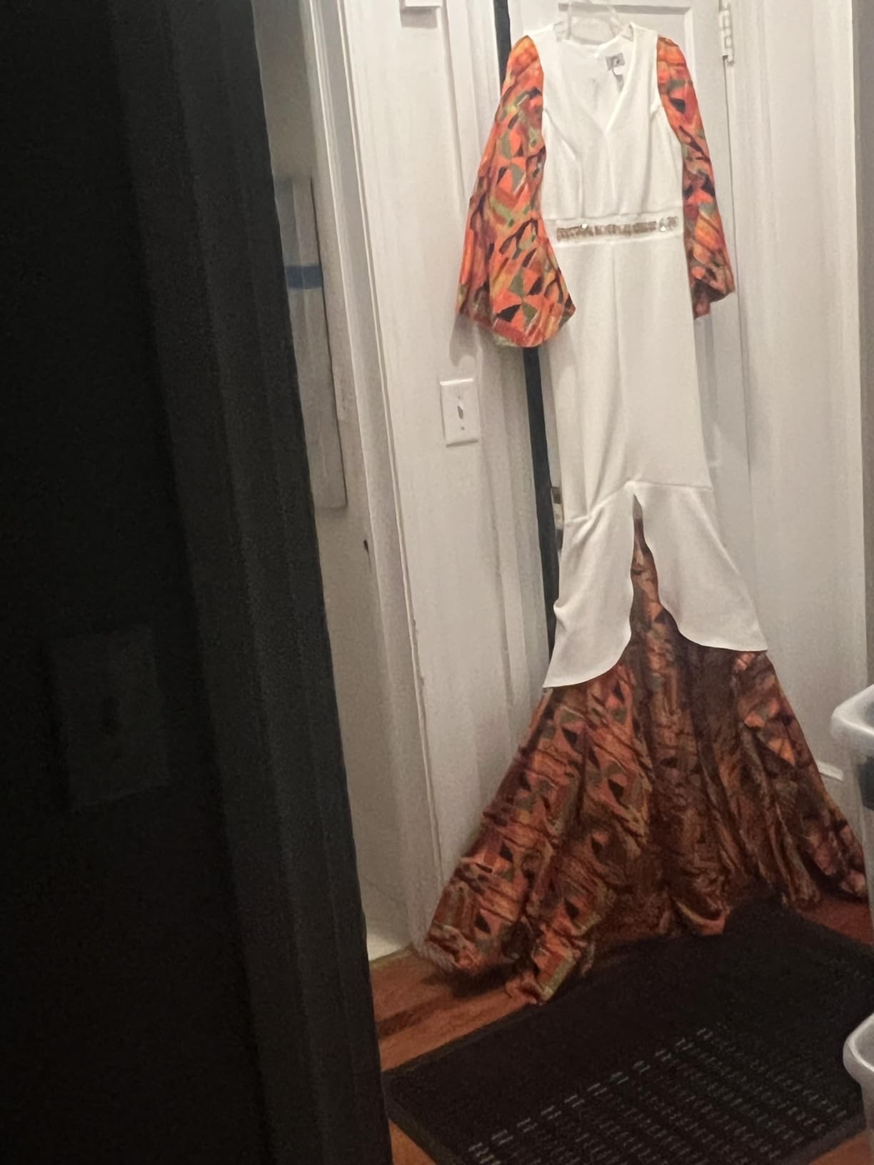 Brother CS7000X Computerized Sewing and Quilting Machine, 70 Built-in Stitches, LCD Display, Wide Table, 10 Included Feet, White customer photo 2