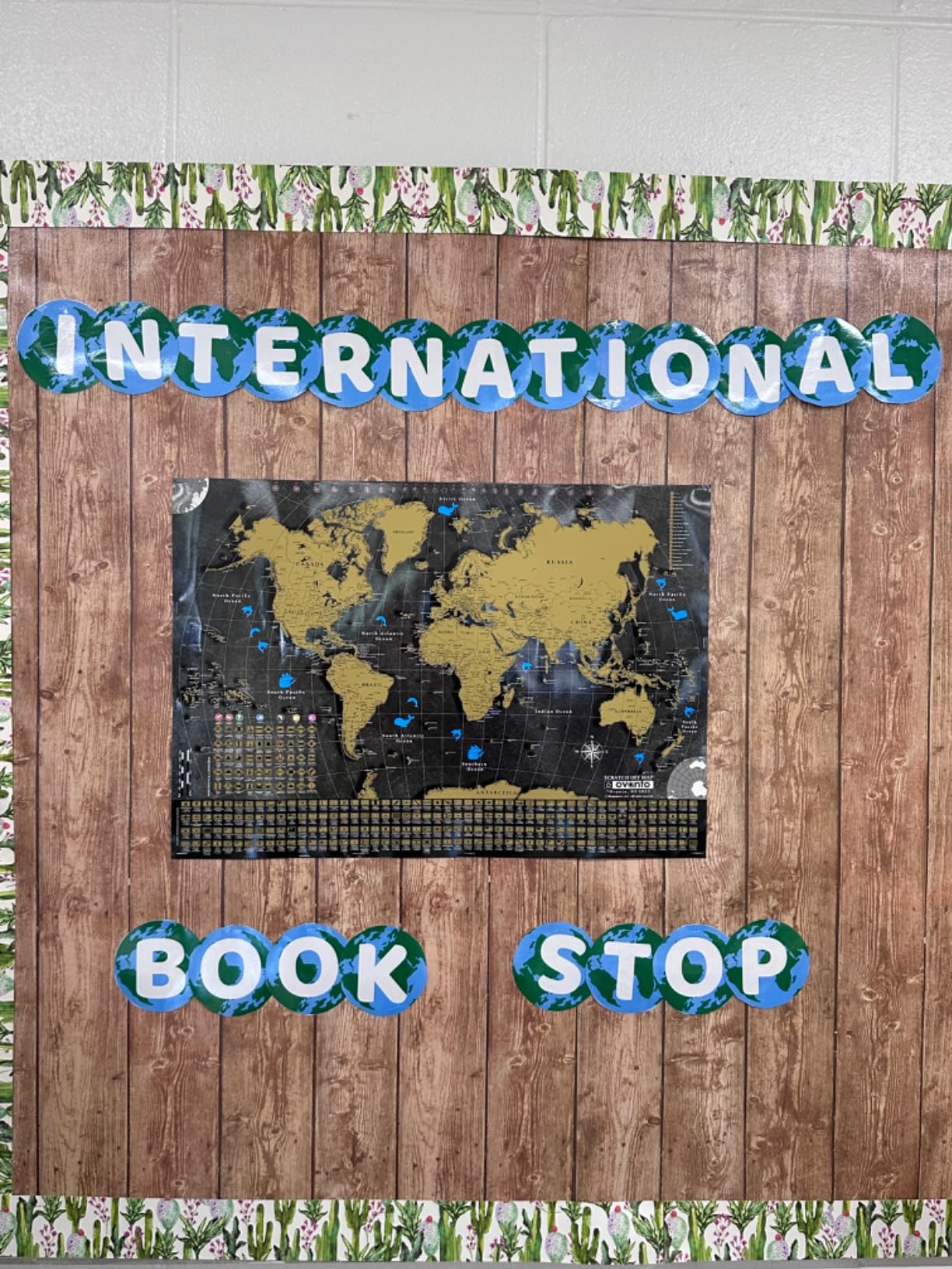 OVANTO Scratch Off World Map + USA Map - 17x24 Wall Travel Posters with 196 Flags, Gold Foil, Pins & Accessories - Premium Gift Box for Travelers, Couples, Home or Office Decor customer photo 1