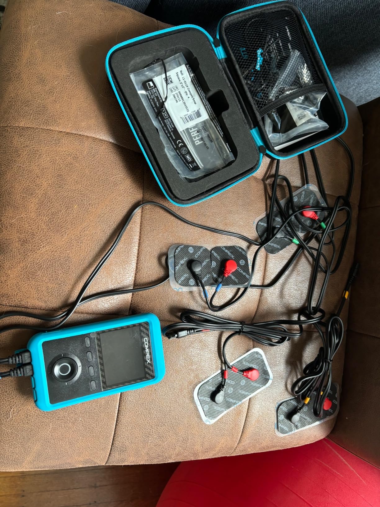 Compex Edge 3.0 Muscle Stimulator with TENS Kit - 4 Programs - Helps facilitate and Improve Muscle Performance customer photo 1