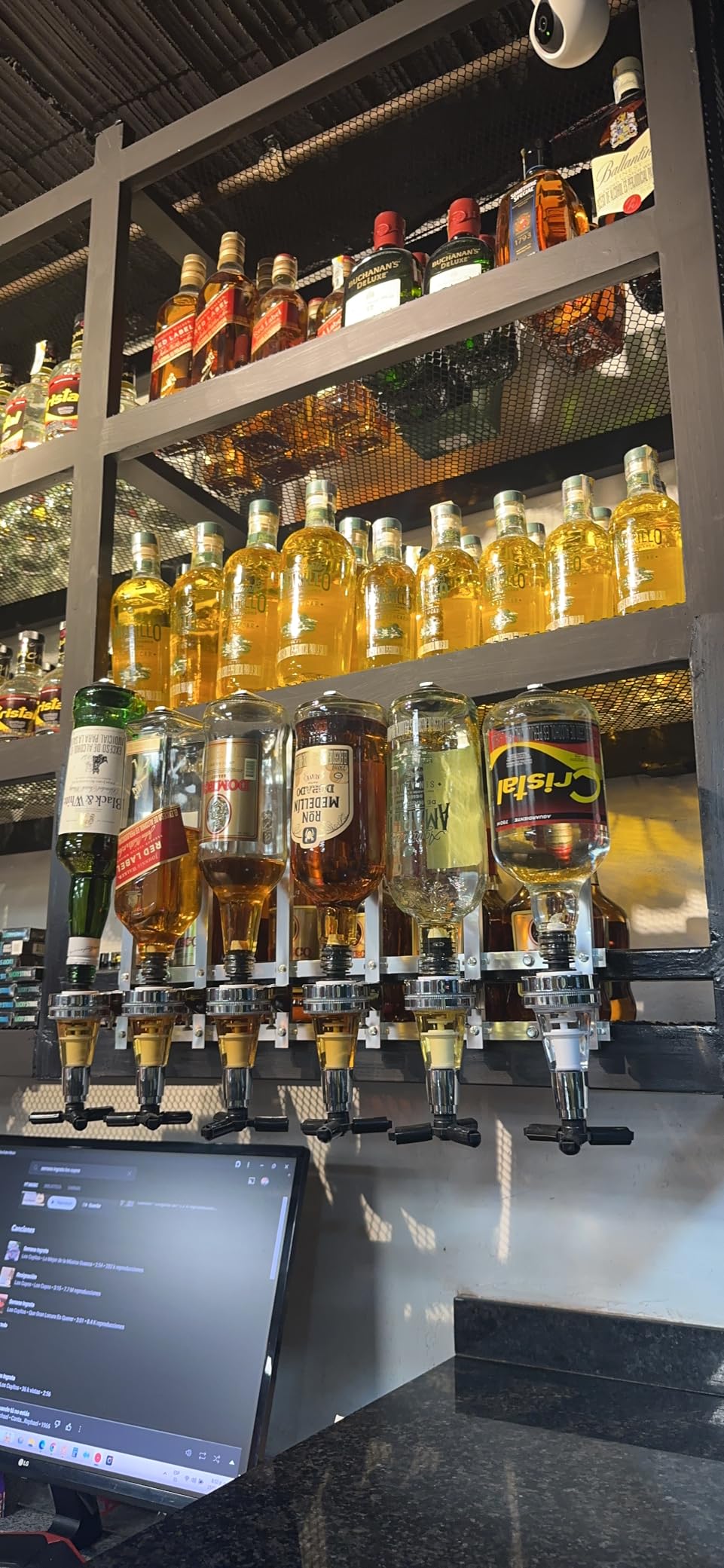 ECUTEE Wall Mounted 6-Bottle Liquor Dispenser Wine Dispenser Machine Bar Butler Drinking Pourer Home Bar Tools customer photo 1