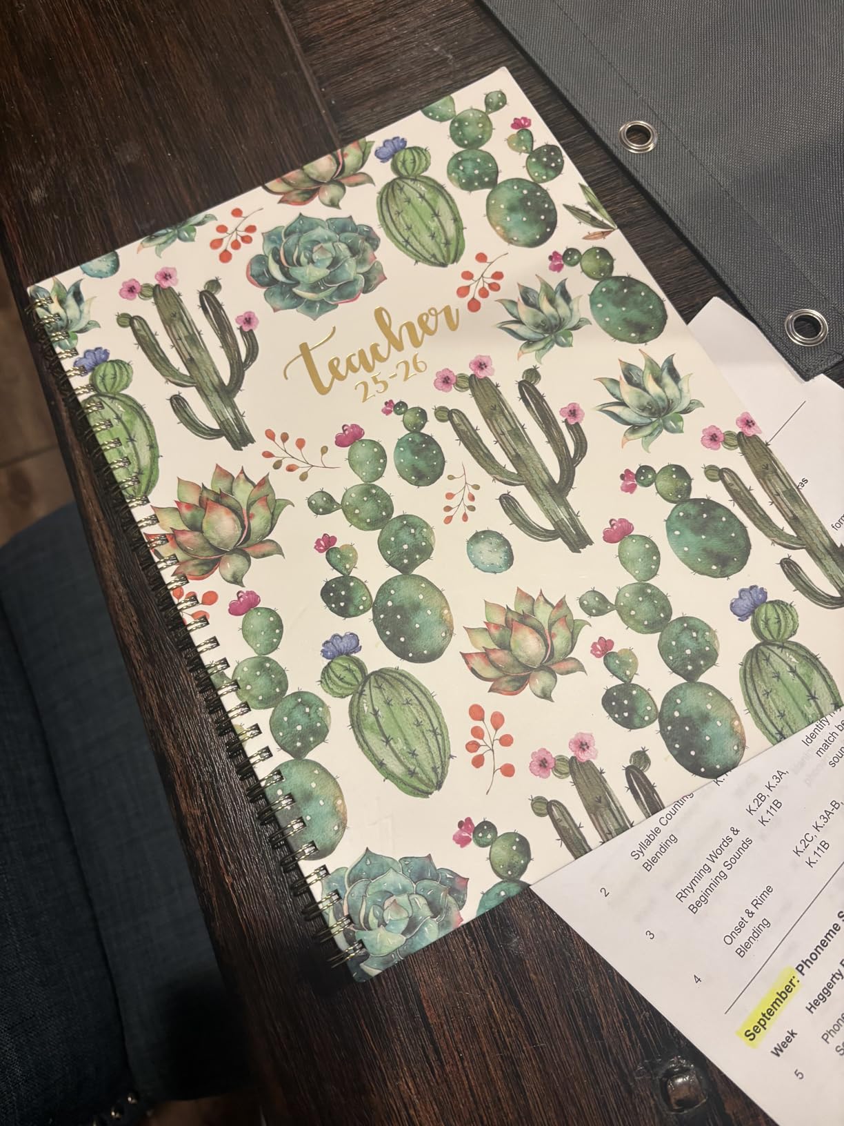 2026-2027 Teacher Planner - Lesson Planner 2026-2027 from Jul 2026 - Jun 2027, 8'' x 10'', Lesson Plan Book, Weekly & Monthly Lesson Planner with Quotes customer photo 2