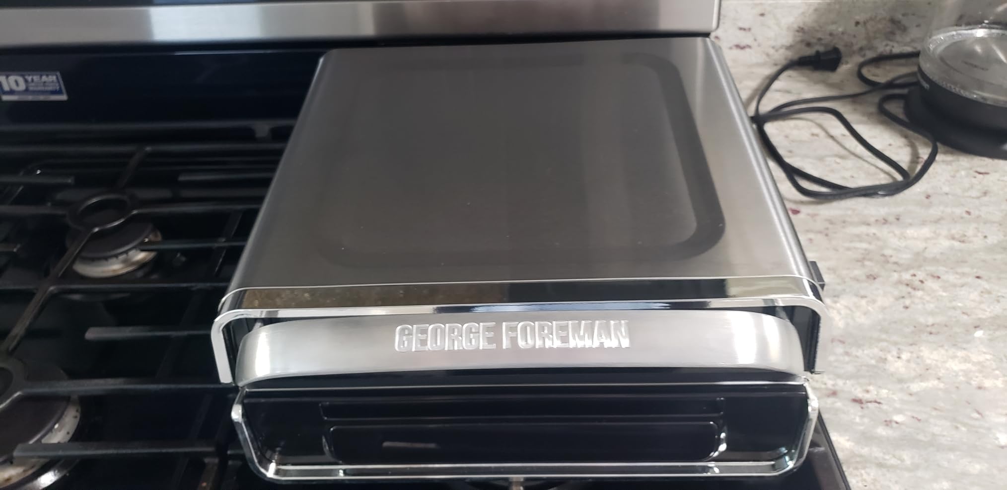 George Foreman Smokeless - Digital Smart Select, Family Size (4-6 Servings), Stainless Steel, GRD6090B customer photo 2