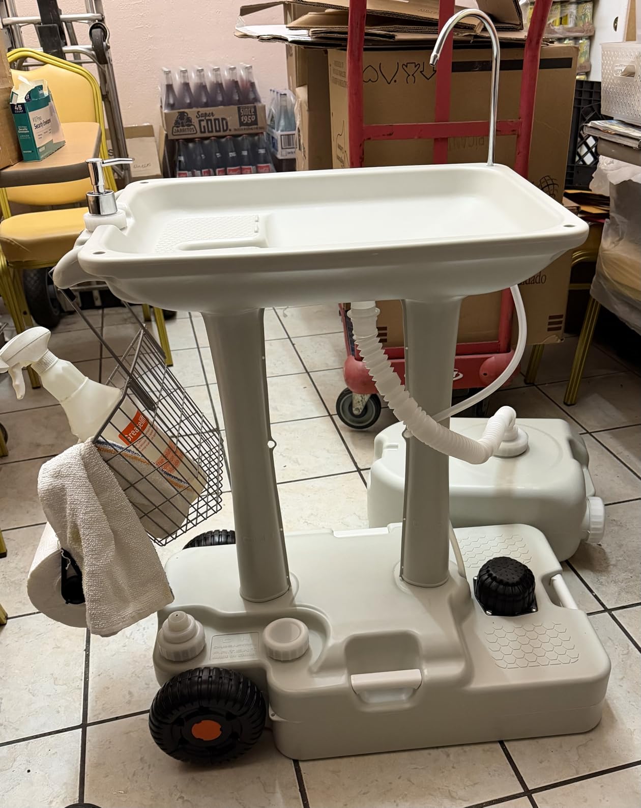 SereneLife Portable Hand Washing Station, 100+ Hand Washes, Hands-Free Foot Pump, Soap Dispenser, and Drain Hose, Ideal for Outdoor Events, Camping, Boating and Worksites customer photo 1