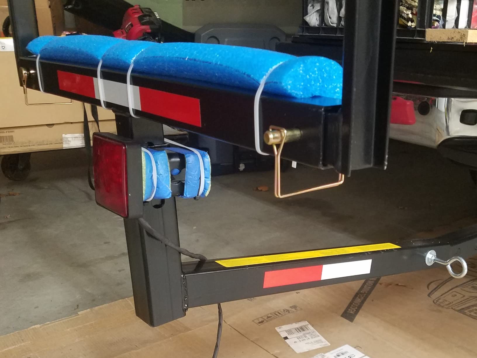 HECASA Adjustable Pickup Truck Bed SUV Extender Extension Rack Hitch Mount Truck Bed Extension for Ladder Rack Kayak Canoe Lumber Long Pipes 750lbs Load Capacity, w/Flag customer photo 2