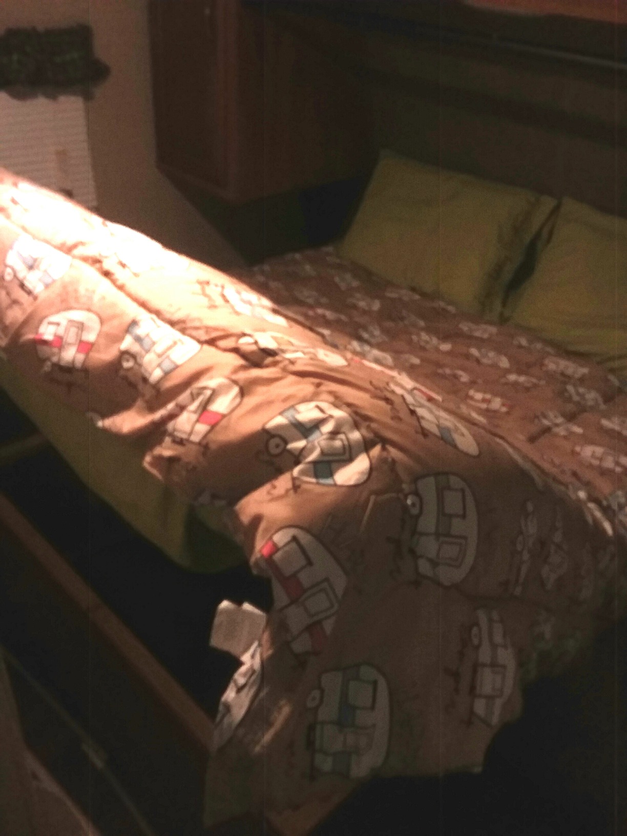 Hatchlift Heavy Duty RV Bed Lift Kit - Queen Oversize - Gas Strut Hardware for Heavy Mattresses - Adjustable Bed Lift System with Durable Gas Shocks for RV Compartments for Queen Oversize Beds customer photo 2