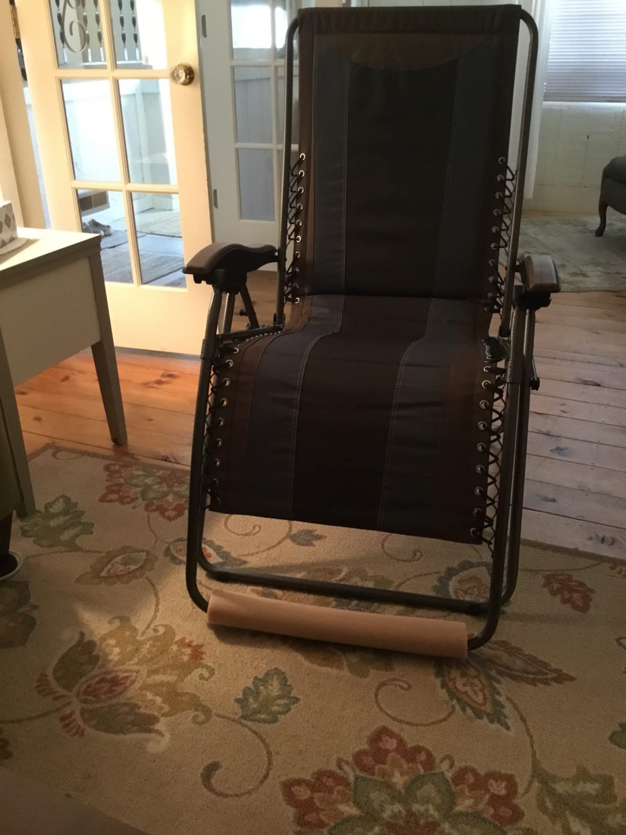 Timber Ridge Oversized Zero Gravity Chair, Padded Reclining Lounge Chair with Adjustable Headrest & Cup Holder, Heavy Duty Support 350 lbs, Foldable for Camping, Lawn, Outdoor & Indoor customer photo 1