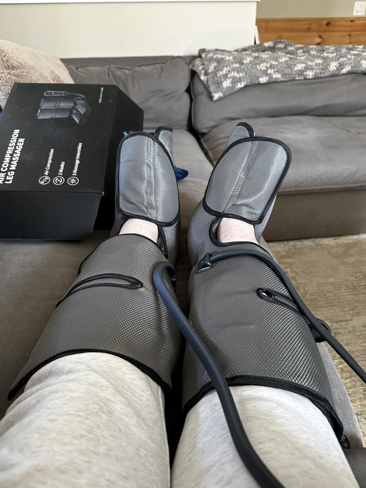 Nekteck Leg Compression Massager for Circulation and Relaxation, FSA Eligible Foot and Calf Massage Machine 2 Modes 3 Intensities with Hand-held Controller customer photo 2