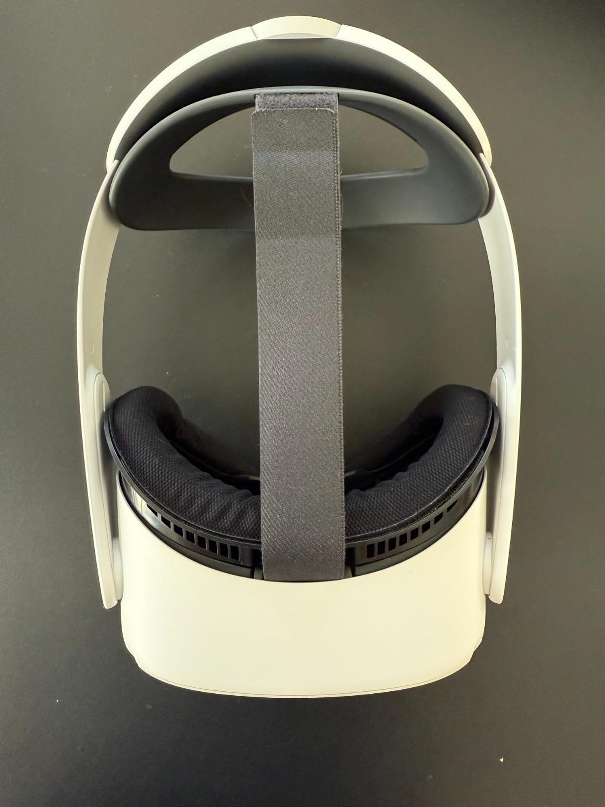 Meta Quest 2 Elite Strap for Enhanced Support and Comfort in VR customer photo 1