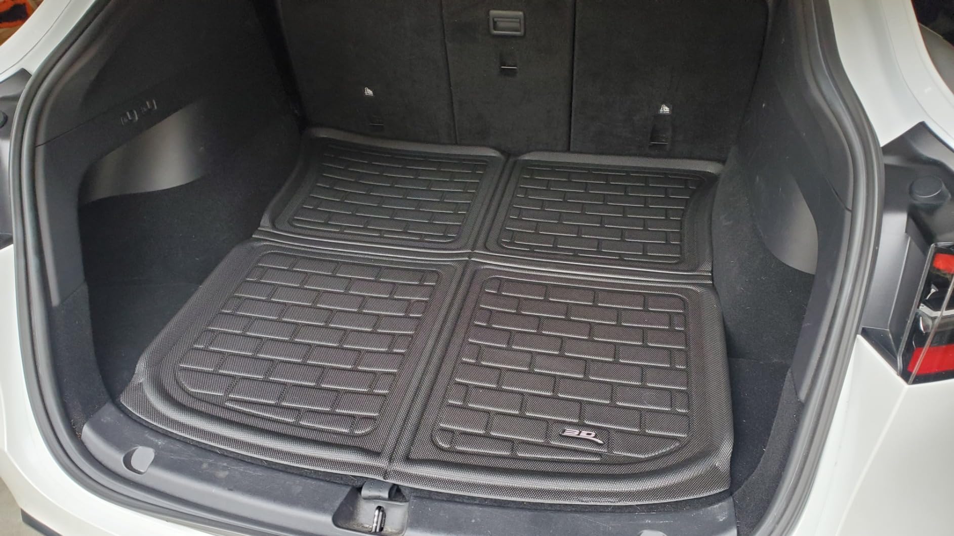3D MAXpider Custom Fit Kagu Cargo Liner (Black) Compatible with Tesla Model Y 5-Seat 2020-2026 - Rear Upper Cross Fold Cargo Liner customer photo 1