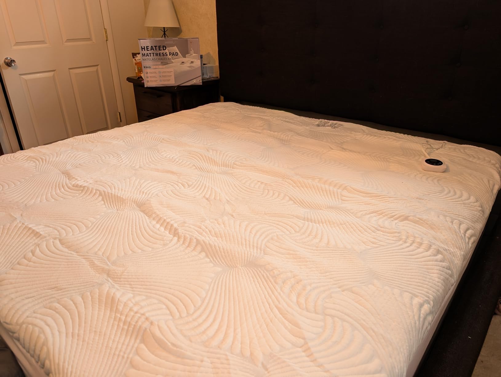 King Size Electric Heated Mattress Pad - Bed Warmer with Memory & Preheat Functions, 12 Heat Settings Dual Control for 1-12 Hours Auto Off, Lighted Button customer photo 2