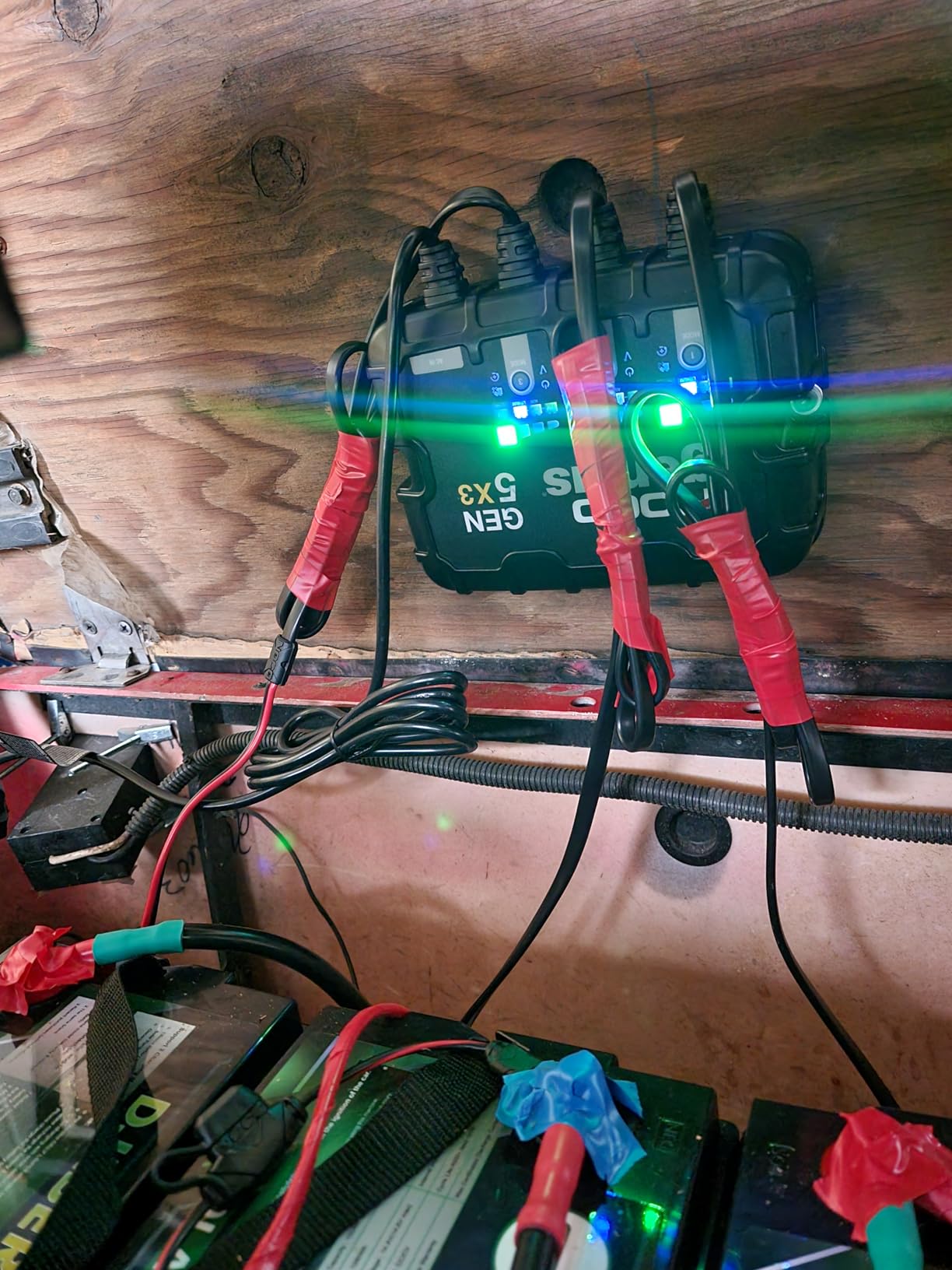 NOCO Genius GEN5X3: 3-Bank, 15A Onboard Battery Charger - 5A Per Bank, 12V Waterproof Marine Charger with Overcharge Protection & Temperature Compensation - for Lead-Acid & Lithium Batteries customer photo 2