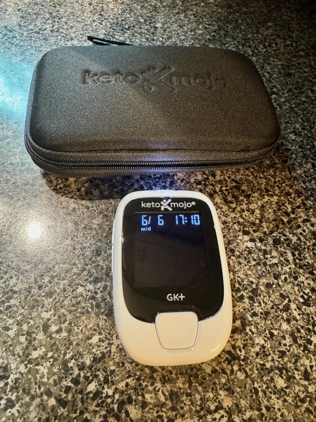 KETO-MOJO GK+ Glucose & Ketone Meter, Keto Diabetes Fasting | Bluetooth sync, Free MyMojoHealth app, 10 glucose + 10 ketone strips, Lancing device, Lancets, Control solutions, Travel case customer photo 2