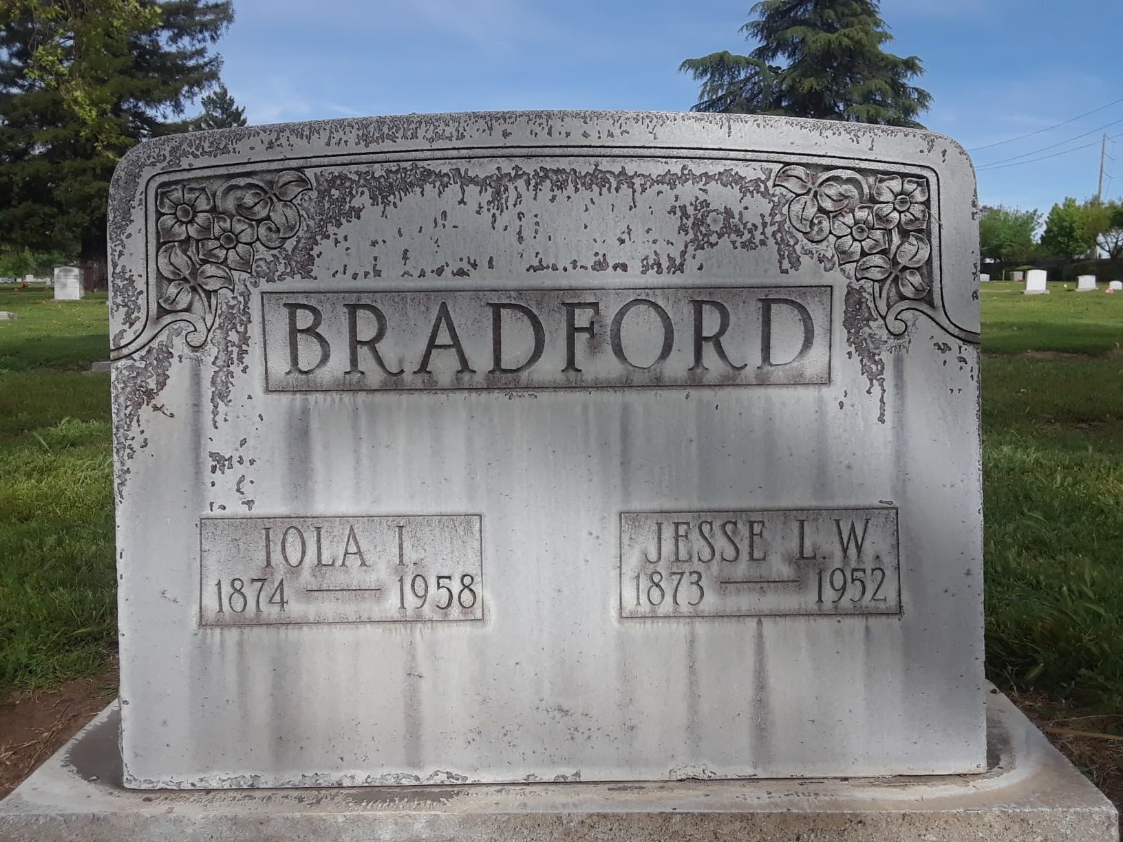 QEP 62920 4 in. Floor and Wall Razor Scraper with 5.25 in. Handle and Stainless Steel Blade customer photo 1