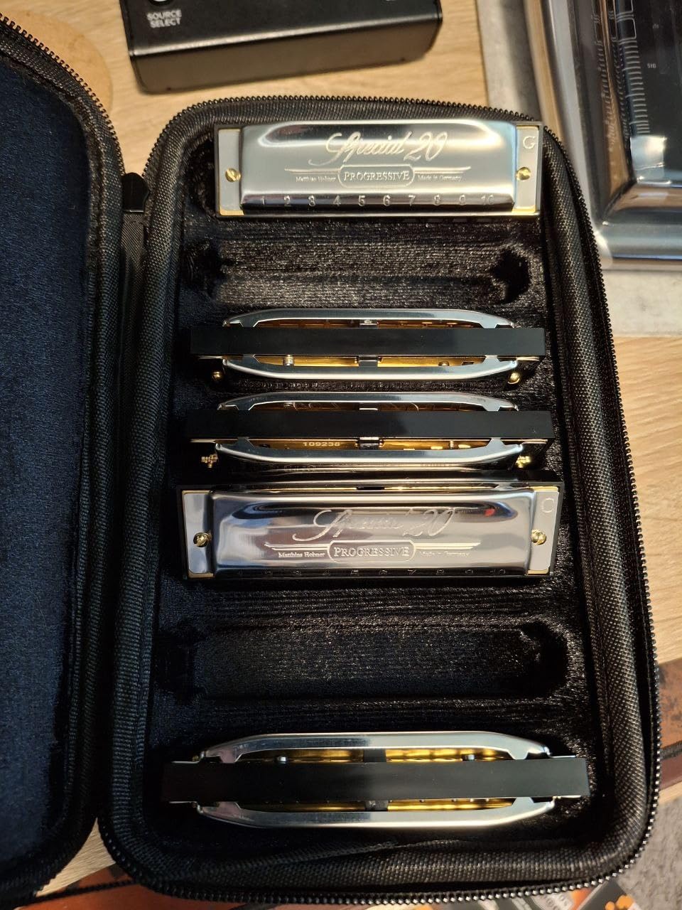 JDR Harmonica Set of 7 Key of C D E F G A Bb 10 Holes 20 Tones Blues Harp Diatonic Mouth Organ with EVA Protective Case for Adults Kids Beginner Professional Intermediate Student Gift Black customer photo 1