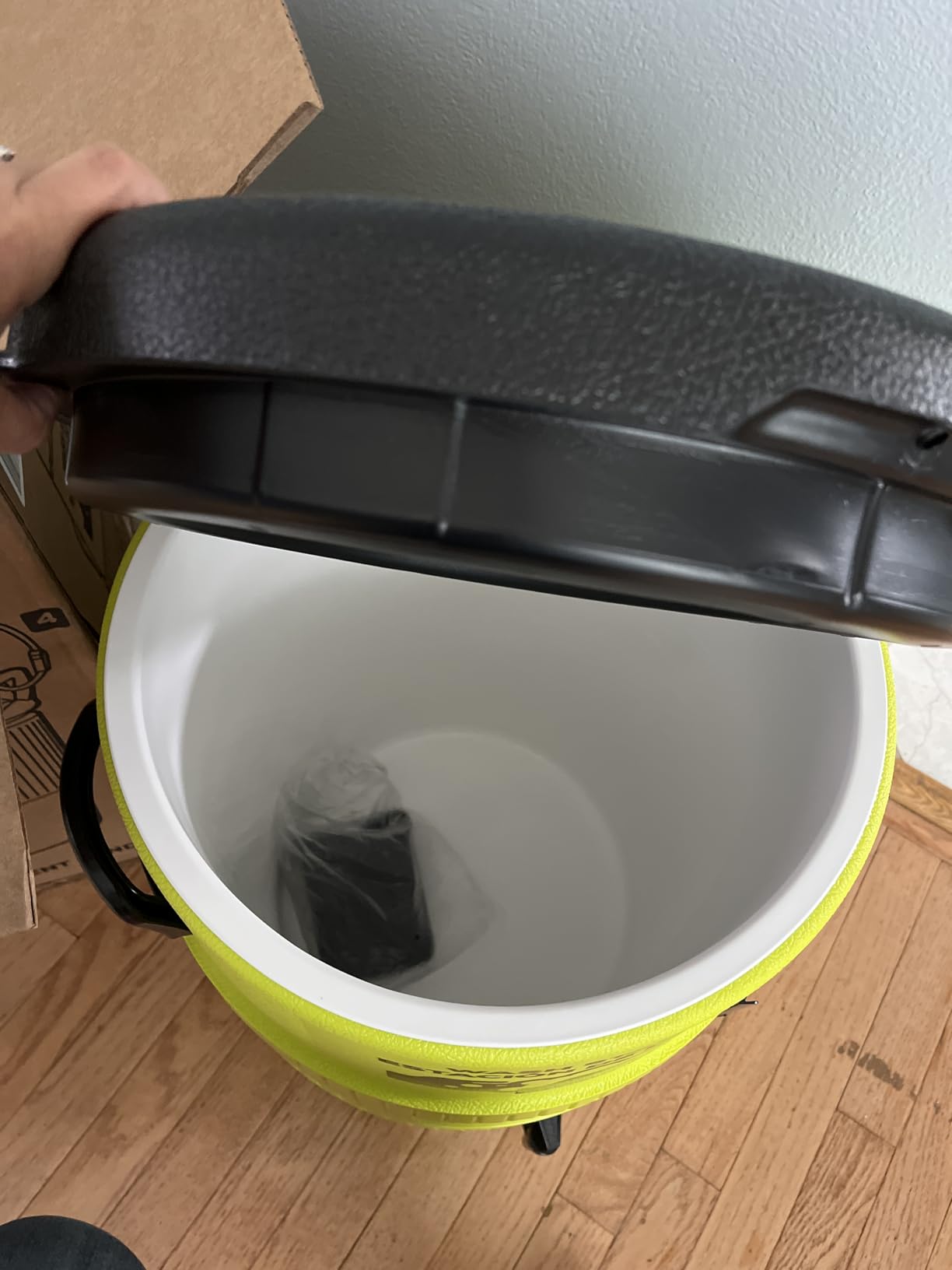 Igloo Sports Cooler | Insulated Beverage Dispenser with Spout |Portable Handwashing Station customer photo 2