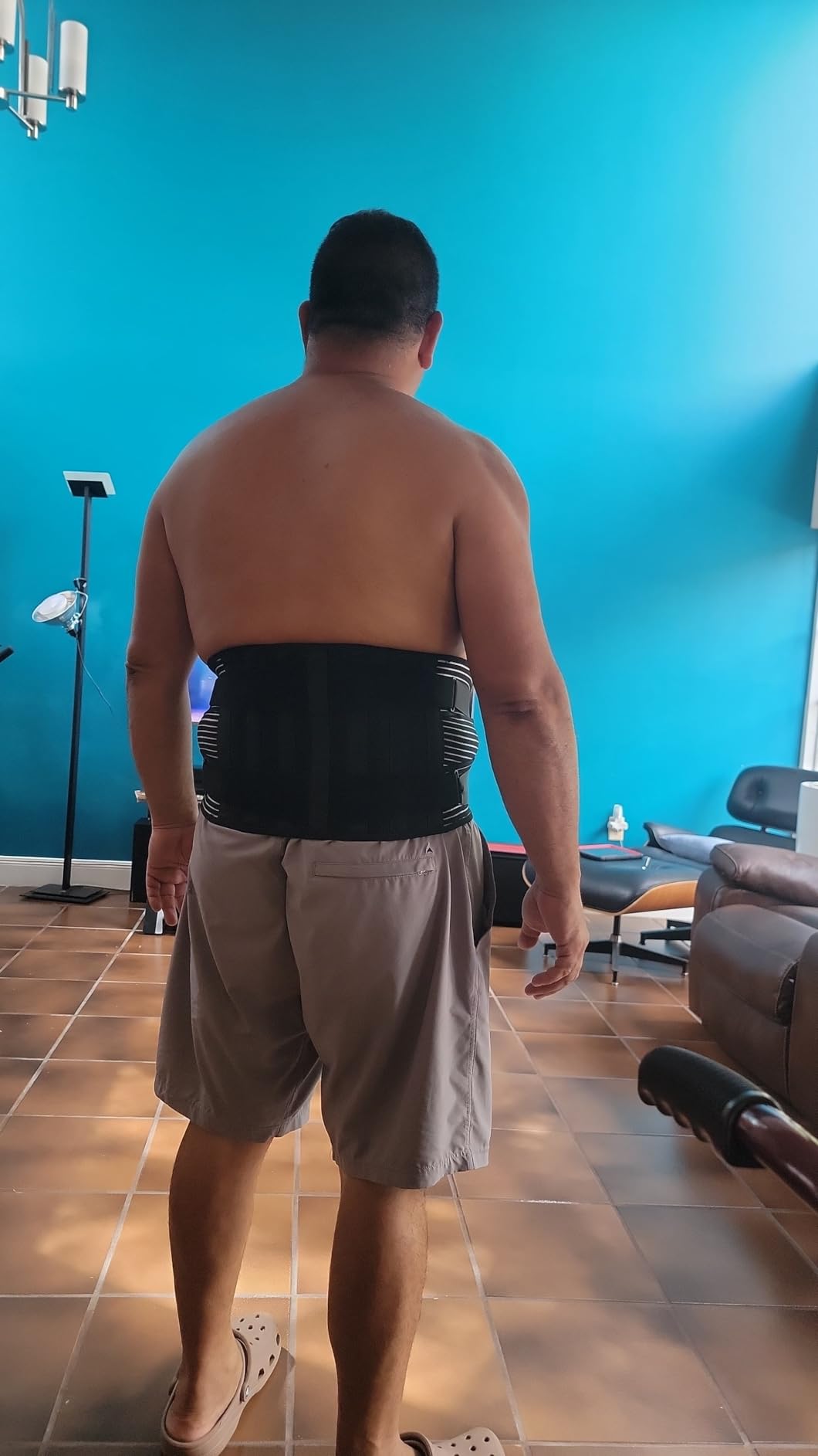 FREETOO Back Braces for Lower Back Pain Relief with 6 Stays, Breathable Back Support Belt for Men/Women for work, Anti-skid lumbar support belt with 16-hole Mesh for sciatica(L) customer photo 1