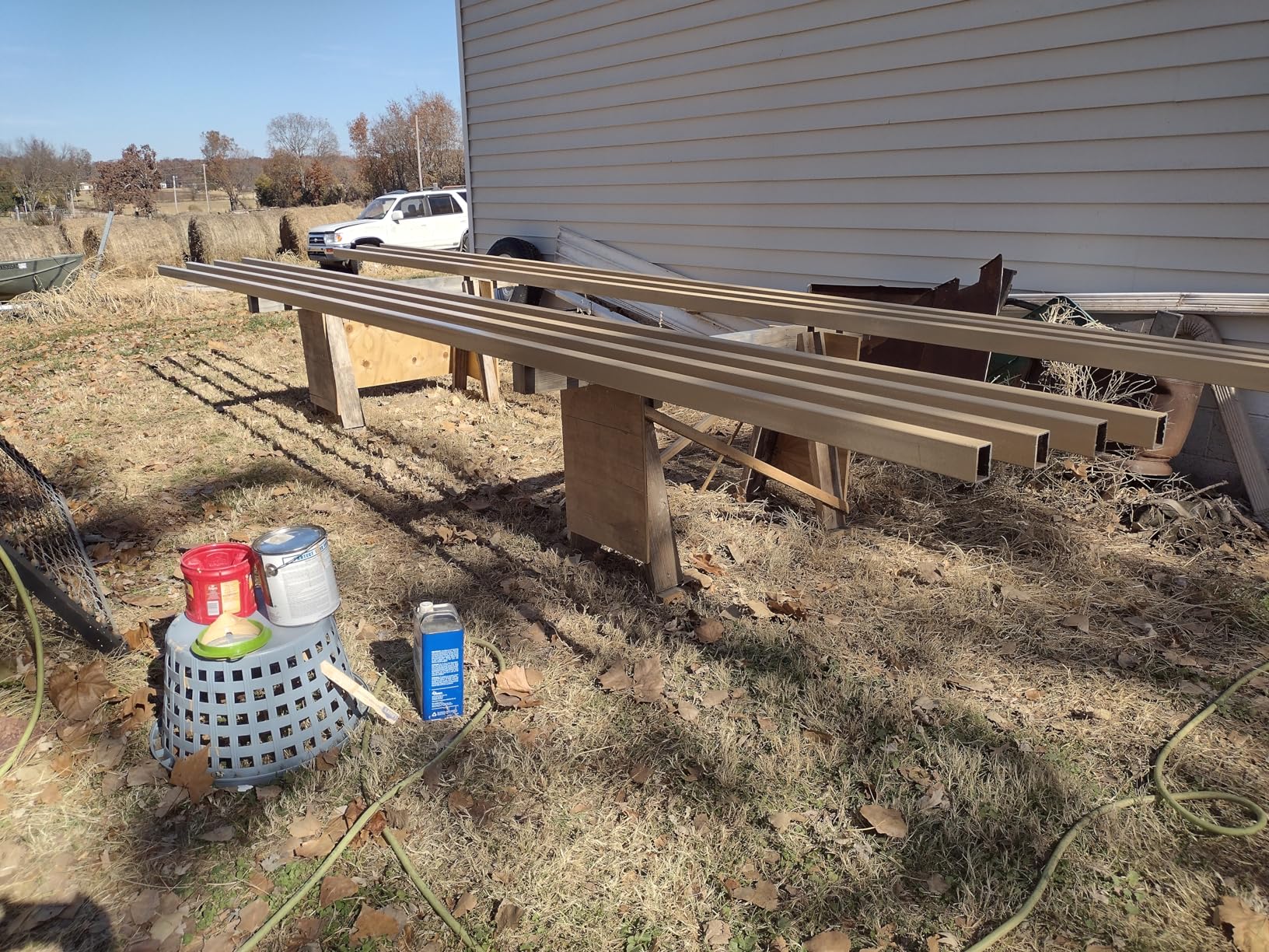 HVLP Air Gravity Spray Gun Set, 2-Sprayer paint Gun, 0.8mm 150ml & 1.4mm 600ml Auto Gravity Feed Painting with Locking Air Pressure Regulator Gauge customer photo 2