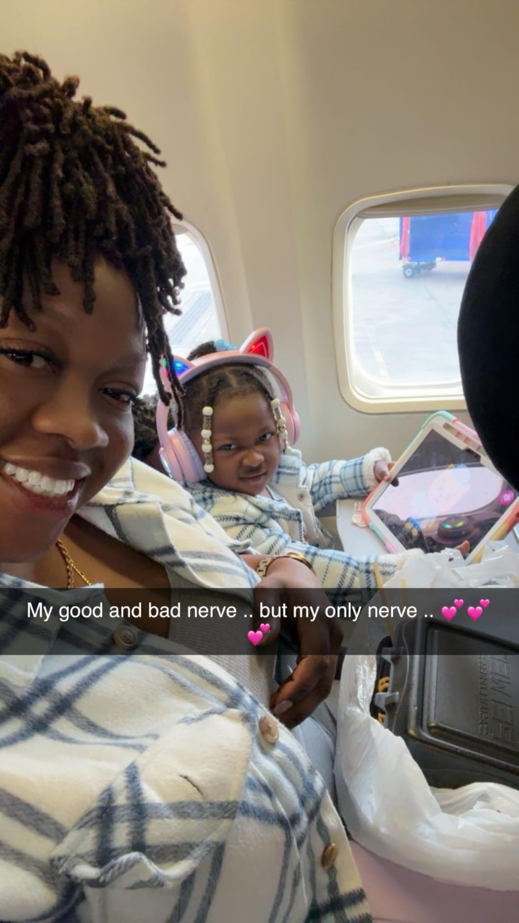 iClever Cat Ear Kids Bluetooth Headphones, LED Lights Up, 74/85dBA Safe Volume Limited, 50H Playtime, Bluetooth 5.2, USB C, Kids Headphones Wireless for Travel iPad Tablet, Meow Macaron Pink customer photo 1