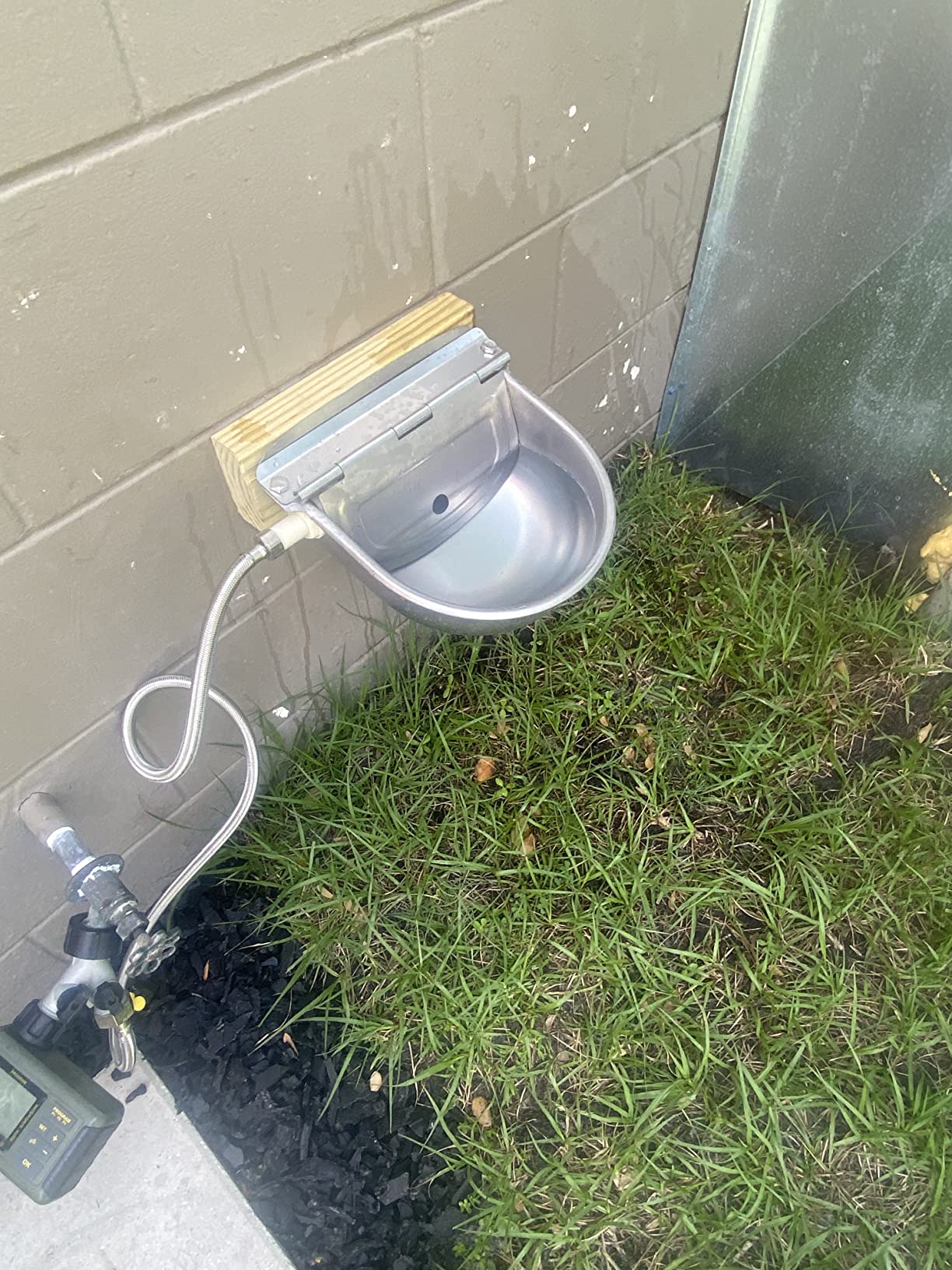 304 Stainless Steel Automatic Livestock Waterer with Float Valve and 39 inch Water Hose(one end 3/4''), Automatic Animal Water Bowl for Dogs,Horse,Calf,Chicken,Goat, Livestock Horse Waterer Dispenser customer photo 2