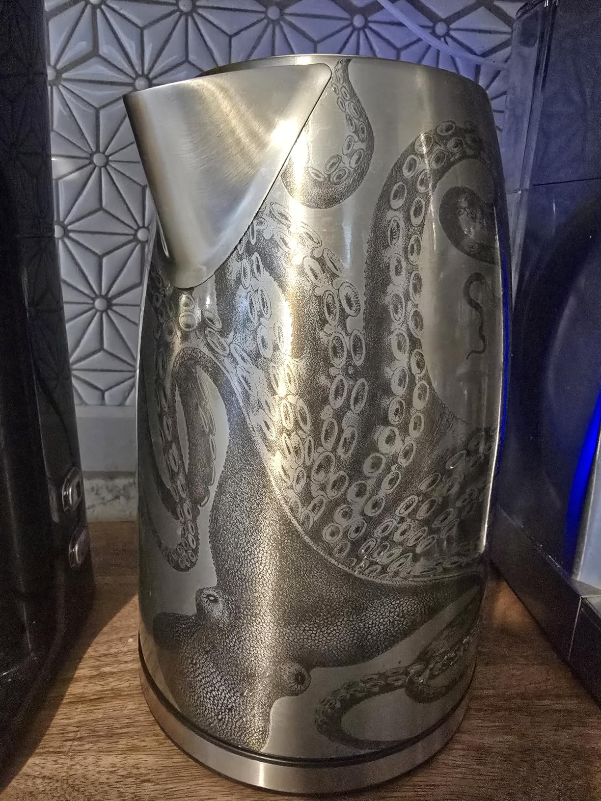 Cuisinart GK-1 Digital Goose Neck Kettle, Precision Gooseneck Spout Designed for Precise Pour Control that Holds 1-Liter, 1200-Watt Allows for Quick Heat Up, Stainless Steel,Black customer photo 1