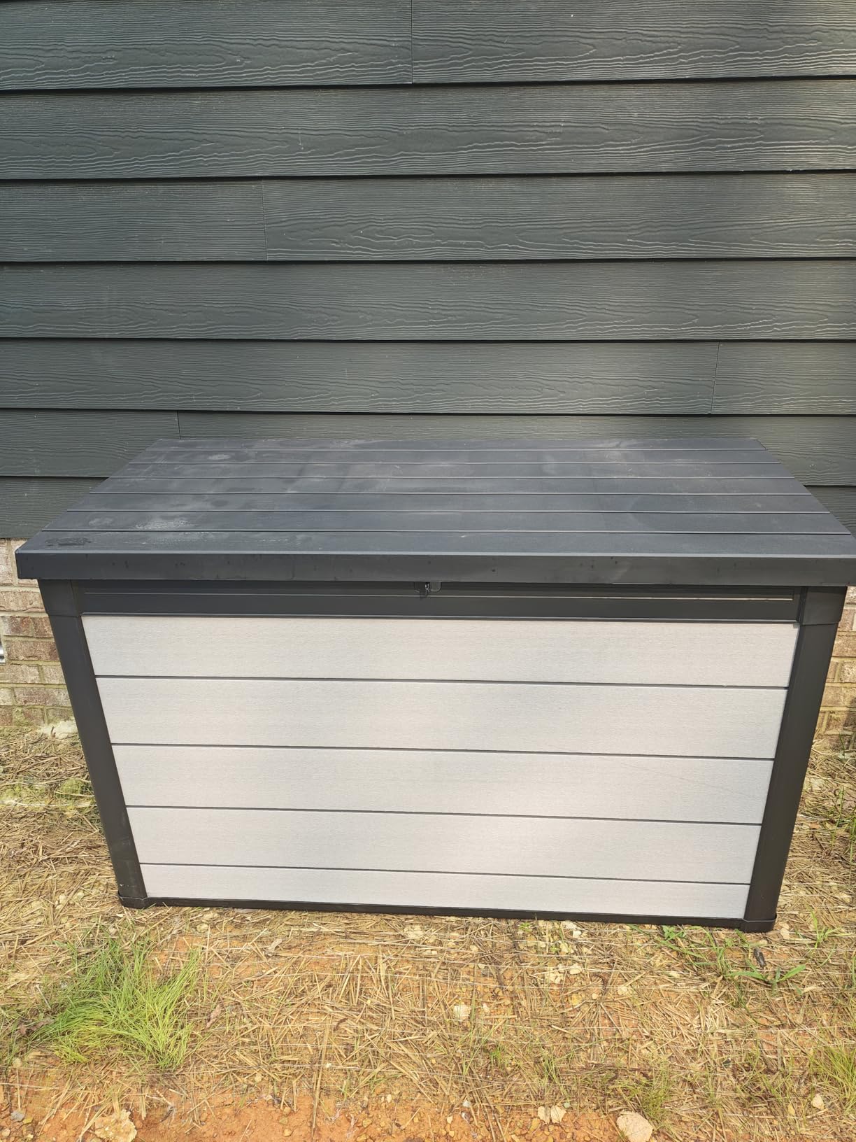 Keter Denali 200 Gallon Resin Large Deck Box with Double Wall 20mm Panels - Paintable and Drillable-Organization and Storage for Patio Furniture and Outdoor Items, Grey & Black customer photo 1