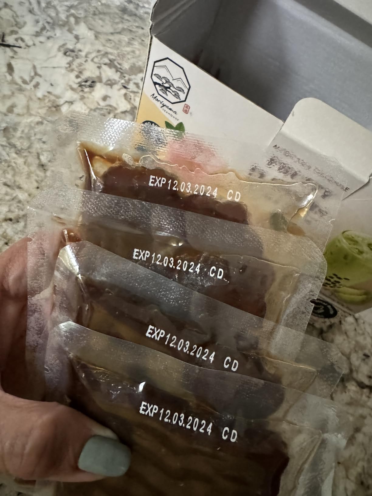 Bubble Boba Tea Kit with Instant Tapioca Pearls and Milk Tea Powders | Makes 8 Drinks | Assorted Fruity Flavours include Taro, Mango, Honeydew, Strawberry in Individual Sachets by Moriyama Teahouse customer photo 2