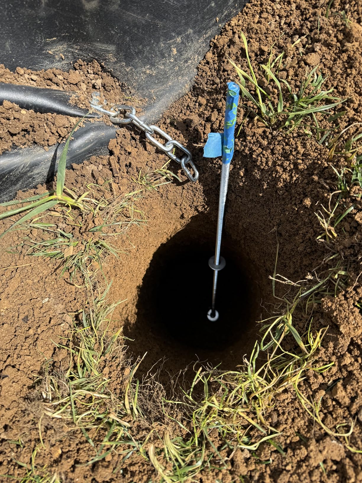 Lifetime 90734 Adjustable Portable Basketball Hoop, 54-Inch Tempered Glass Backboard, Black customer photo 1