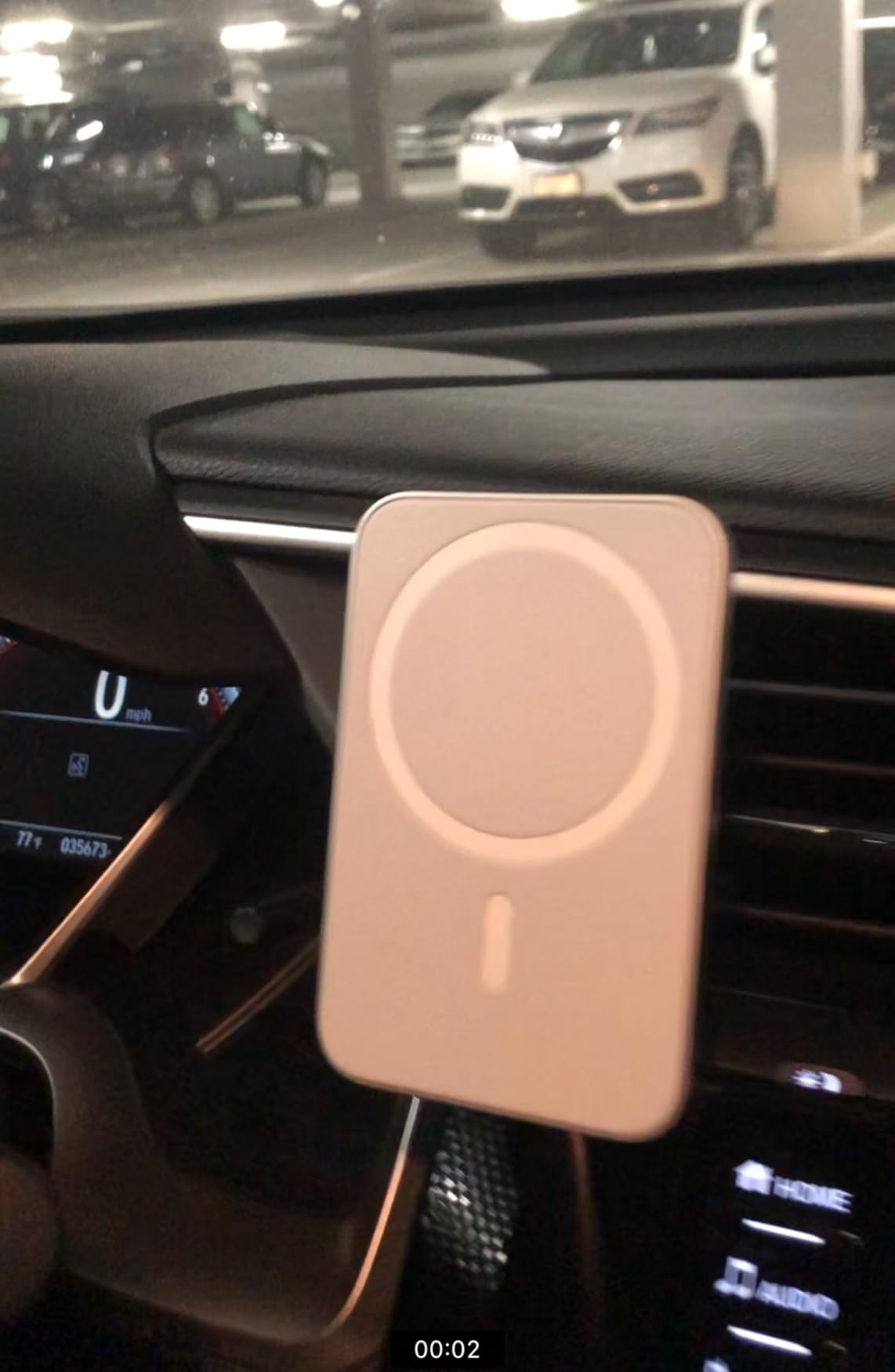 Belkin MagSafe Vent Mount Pro - MagSafe Phone Mount for Car, Magnetic Phone Holder Compatible with iPhone 17, 16, 15, Series customer photo 2