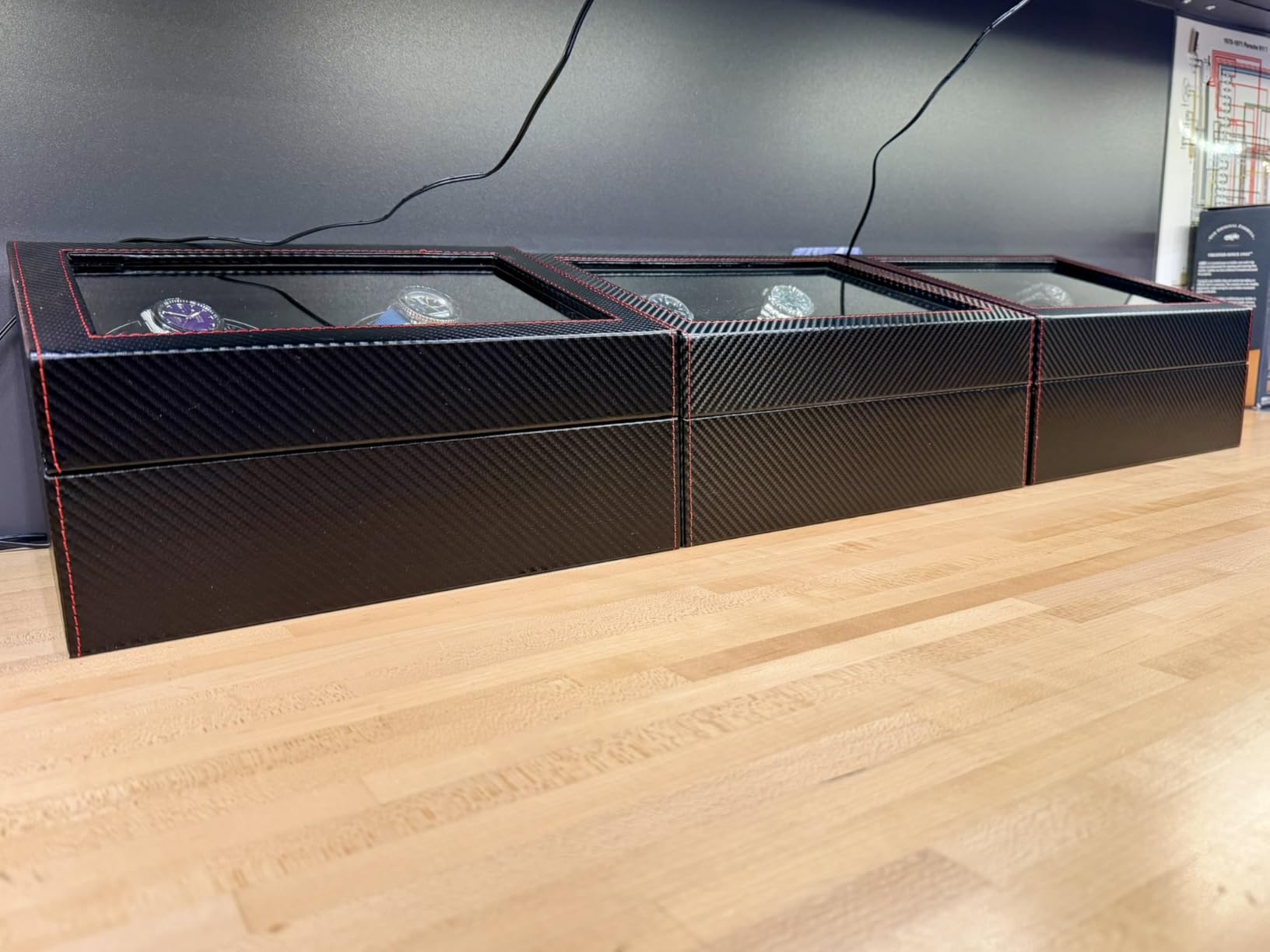 LLS Automatic Watch Winder with 4 Quiet Running Motor Watch Winding Display+ 6 Flexible Watch Pillows Luxury Fiber Leather Storage Case for Man/Woman's Watches customer photo 2