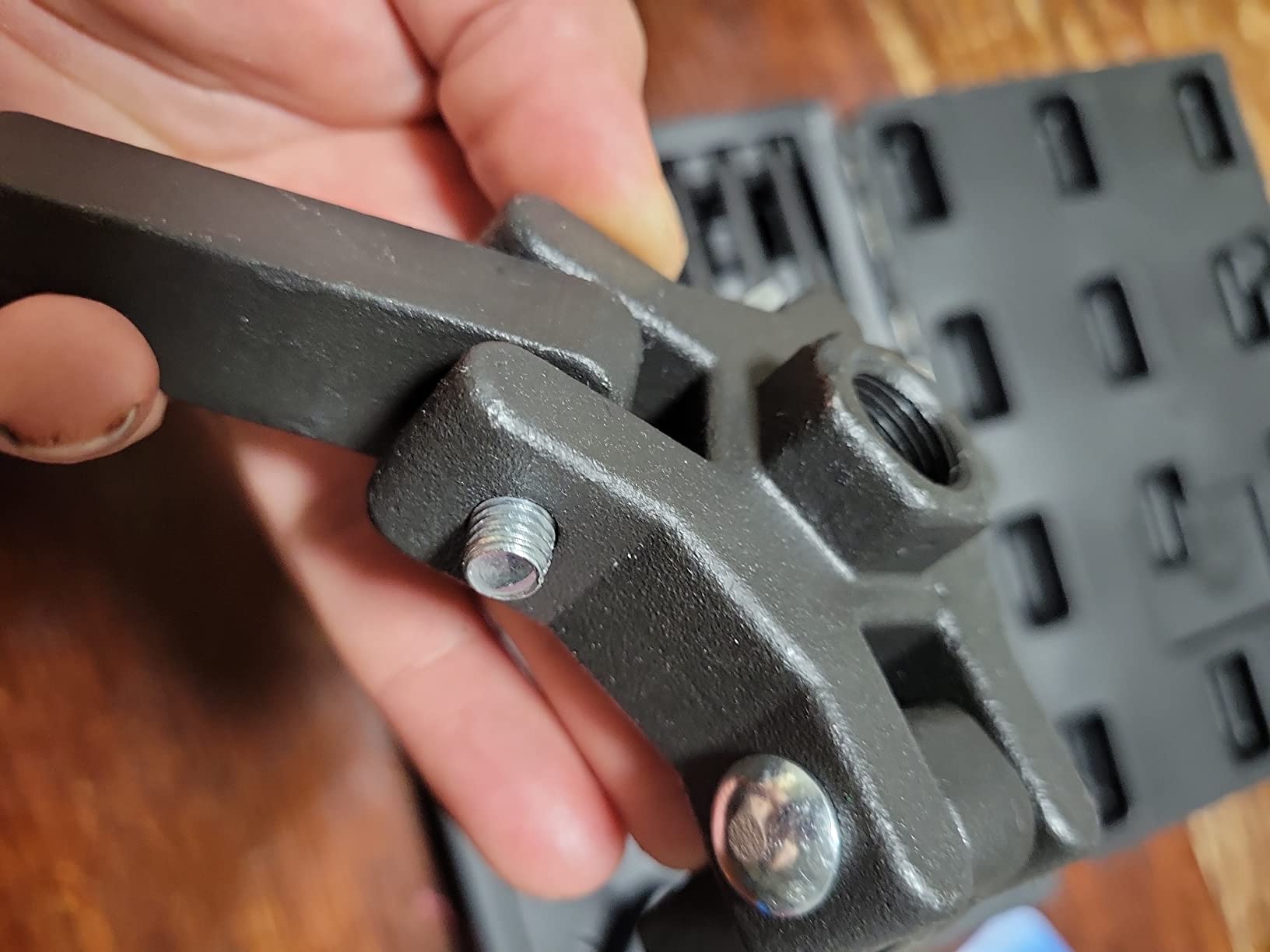 Harmonic Balancer Damper Pulley Remove Extractor Kit Compatible with Ford, GM, Chrysler, Cadillac, Chevy Trucks, Mitsubishi, Upgraded Version 3 Jaw Puller customer photo 1