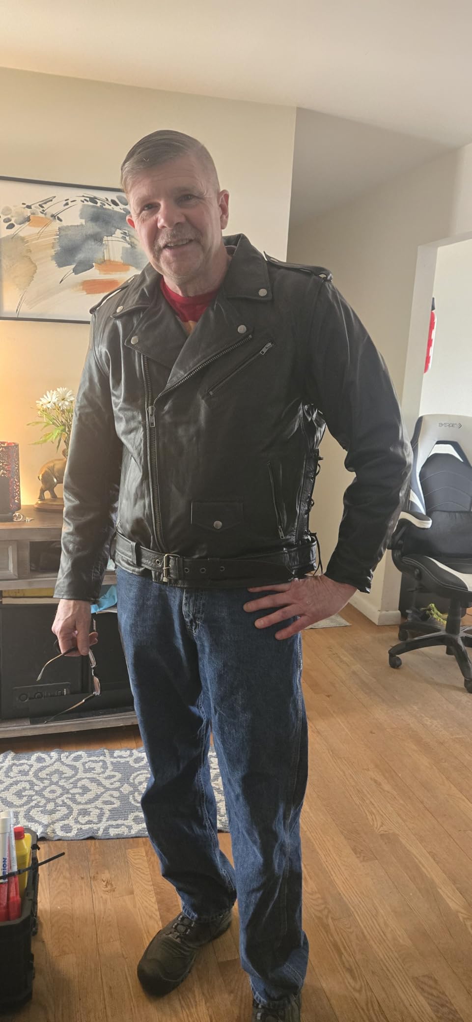 Vance Leather Men's Eagle Embossed Live To Ride - Ride To Live Classic Black Leather Motorcycle Biker Jacket customer photo 2