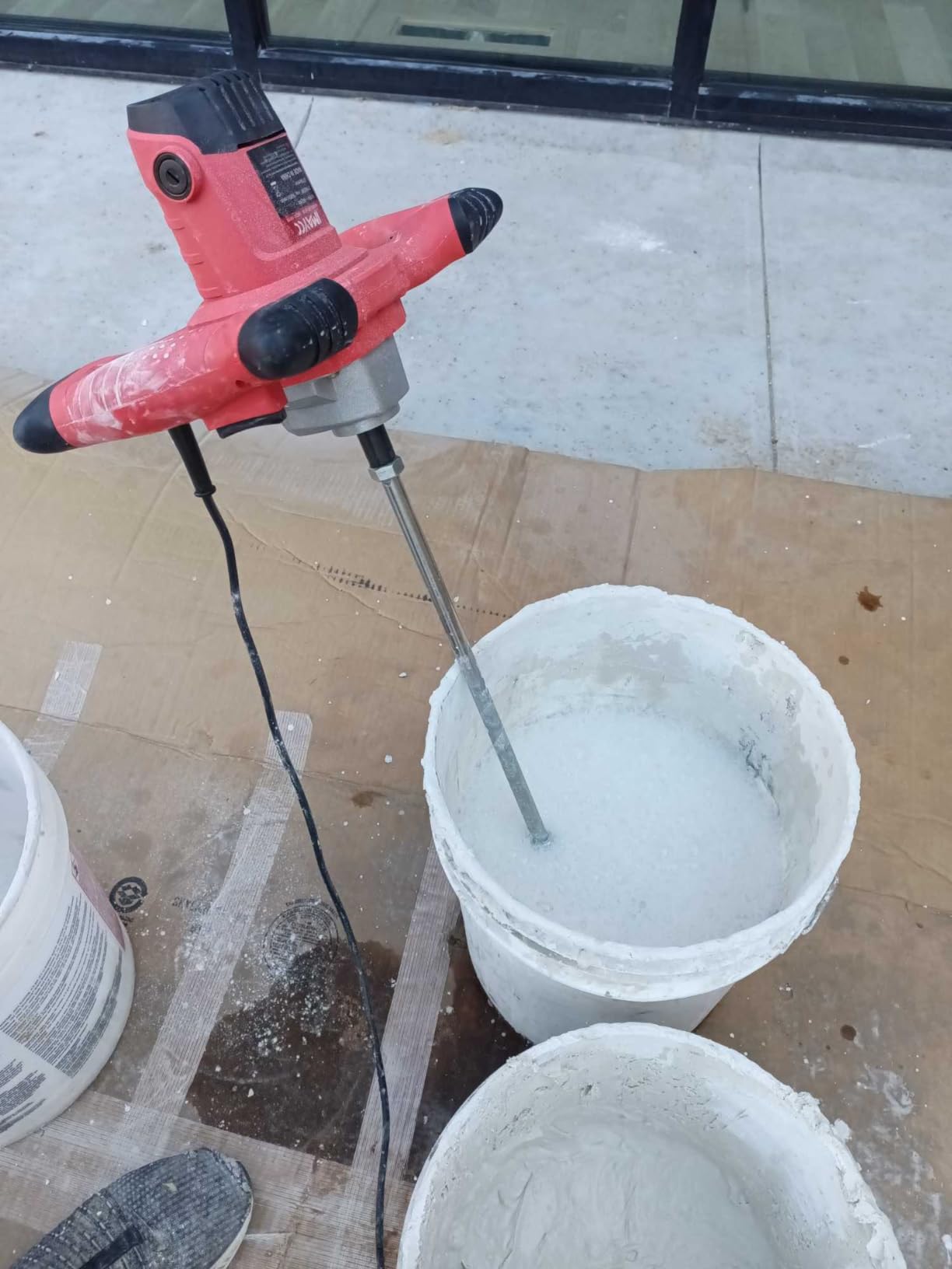 IMAYCC Cement Mixer, 2100W Electric Concrete Mixer with 6 Speed, 110V Handheld Mud Mixer for Motar,Paint, Grout, Plaster, Thinset,Fodder Stirring Tool customer photo 1