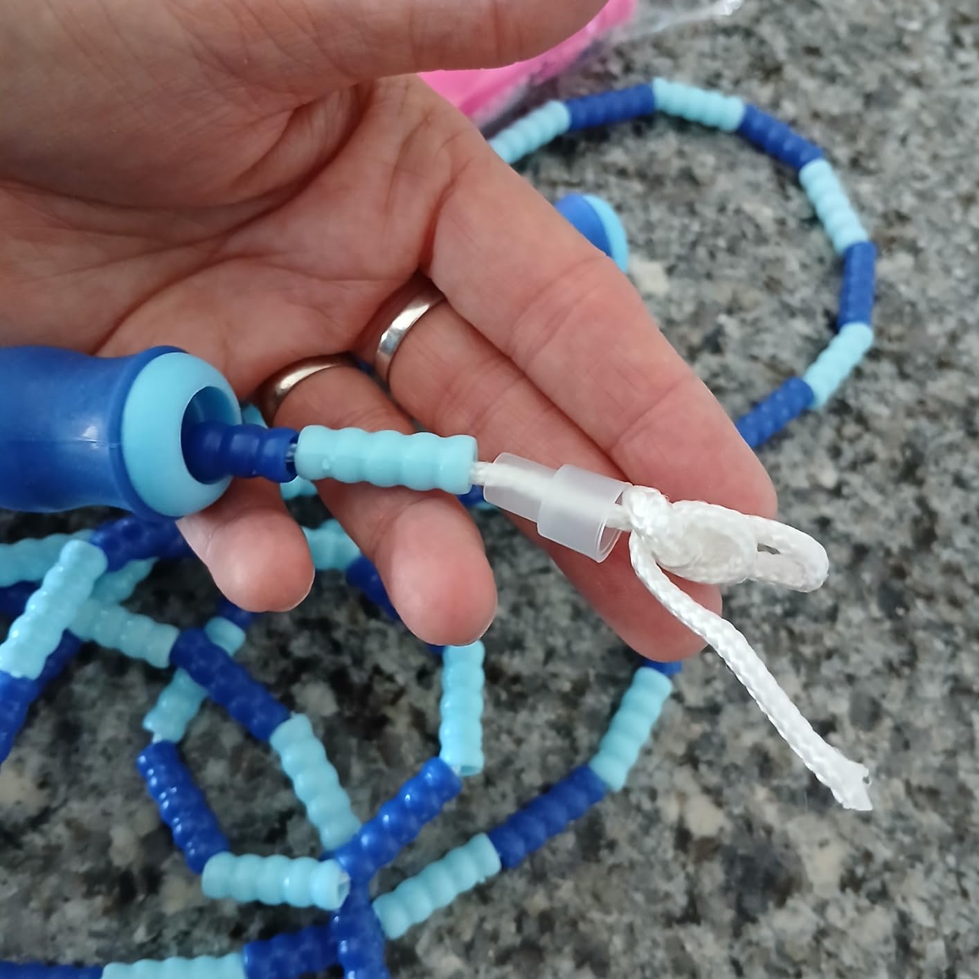 Leeboom Jump Rope, Adjustable Length Tangle-Free Segmented Soft Beaded Skipping Rope, Fitness Jump Rope for Kids, Man, and Women Weight Loss 9.2 Feet customer photo 2