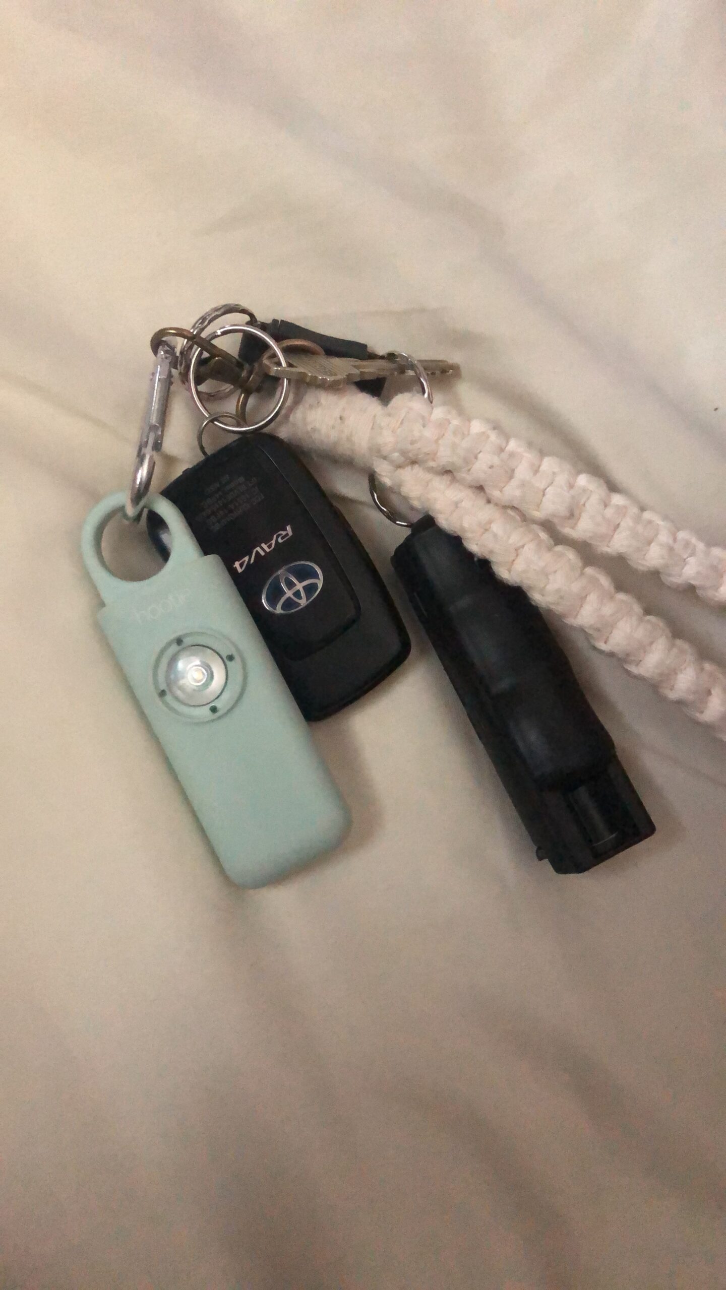 Hootie Personal Safety Alarm for Women, Men, & Kids - Keychain Alarm, Self Defense Strobe & Siren, Security Siren Keychain with 130dB Self Defense Siren & Strobe Light - Mint customer photo 1